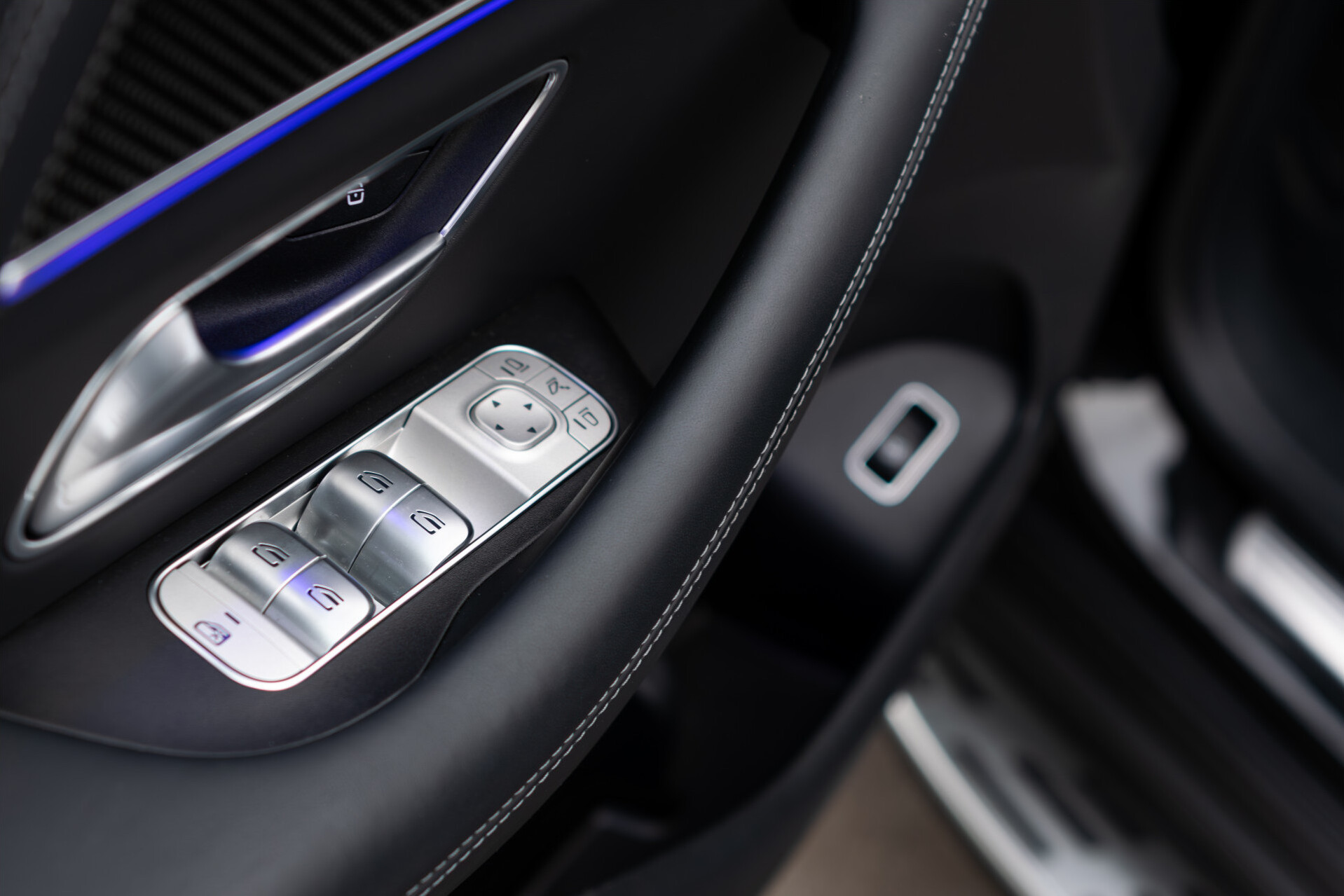 Mercedes-Benz GLE AMG 63 S 4M+ Facelift Carbon | Standkachel | Massage | Ruitleder | Burmester | HUD | Keyless | ACC | Softclose | Trekhaak Foto 13