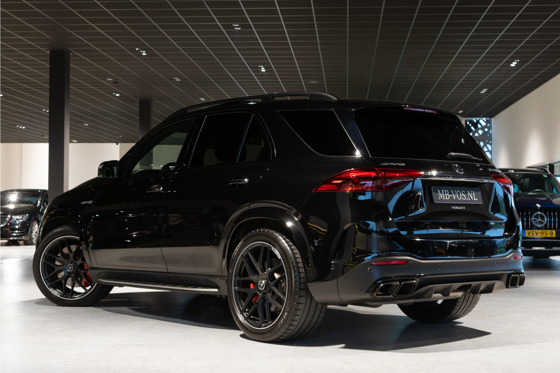 Mercedes-Benz GLE AMG 63 S 4M+ Facelift Carbon | Standkachel | Massage | Ruitleder | Burmester | HUD | Keyless | ACC | Softclose | Trekhaak Foto 2