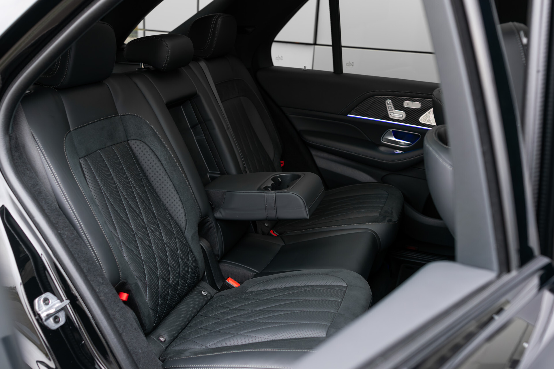 Mercedes-Benz GLE AMG 63 S 4M+ Facelift Carbon | Standkachel | Massage | Ruitleder | Burmester | HUD | Keyless | ACC | Softclose | Trekhaak Foto 7