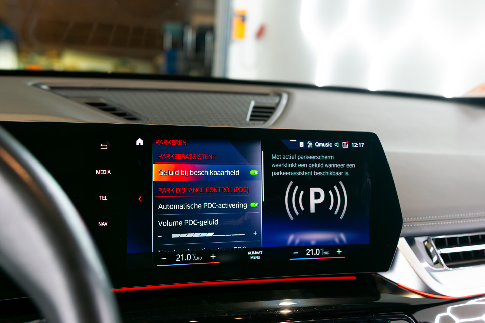 BMW iX1 xDrive30 M-sport Launch Edition 67 kWh Pano | Harman-Kardon | Massage | Incl. BTW Foto 29