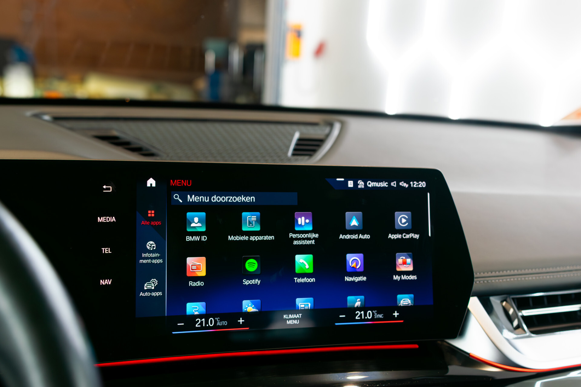 BMW iX1 xDrive30 M-sport Launch Edition 67 kWh Pano | Harman-Kardon | Massage | Incl. BTW Foto 37