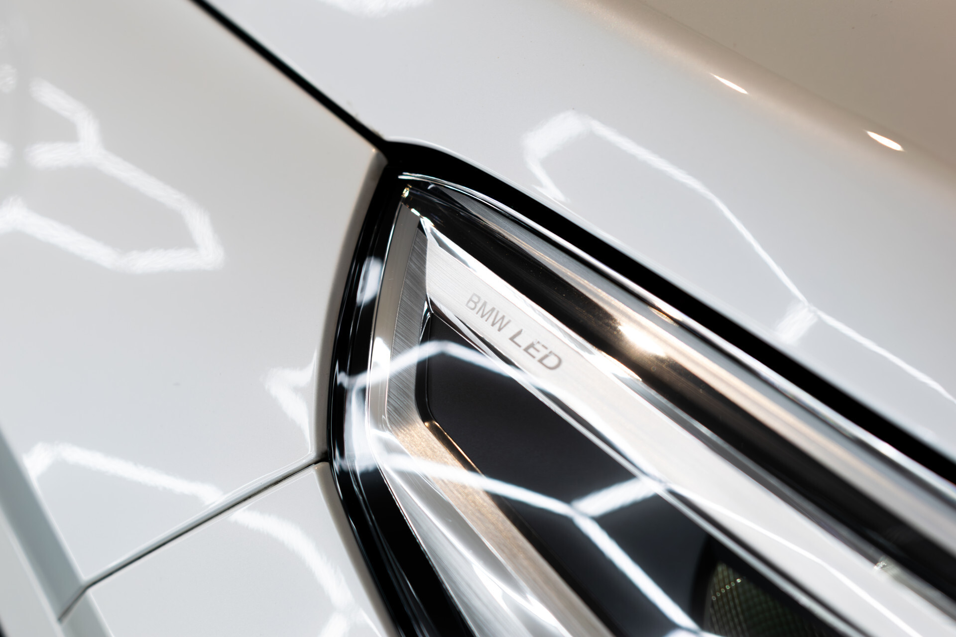 BMW iX1 xDrive30 M-sport Launch Edition 67 kWh Pano | Harman-Kardon | Massage | Incl. BTW Foto 38