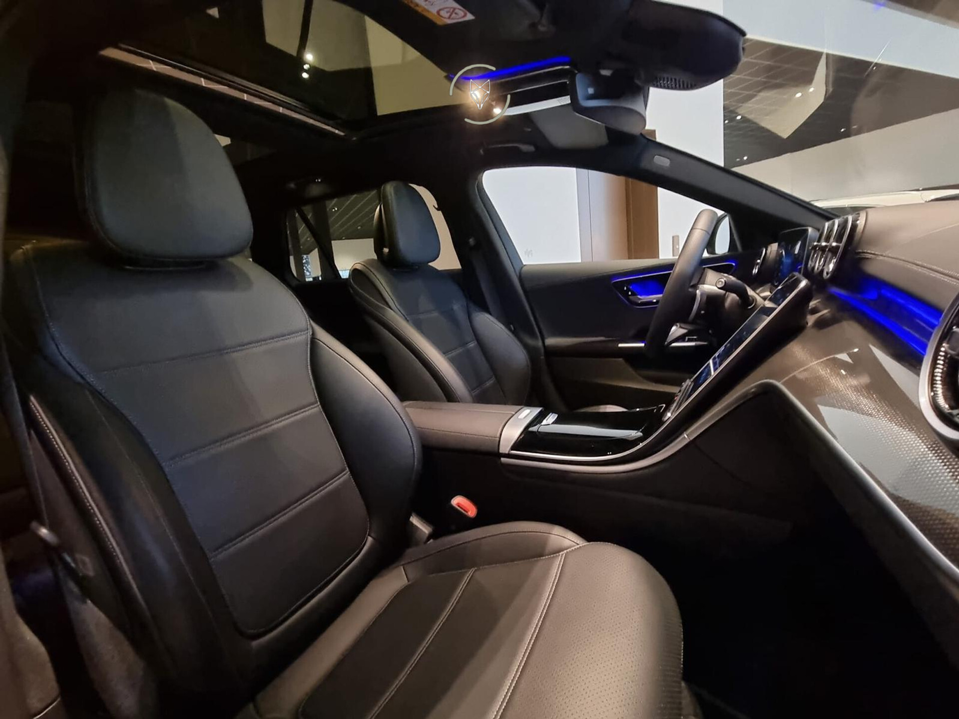 Mercedes-Benz C-Klasse Estate 300 AMG Night Massage | ACC | Keyless | Pano | Soundsysteem | LED | 19" Foto 3