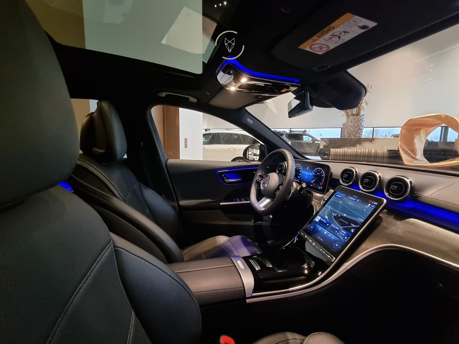 Mercedes-Benz C-Klasse Estate 300 AMG Night Massage | ACC | Keyless | Pano | Soundsysteem | LED | 19" Foto 5