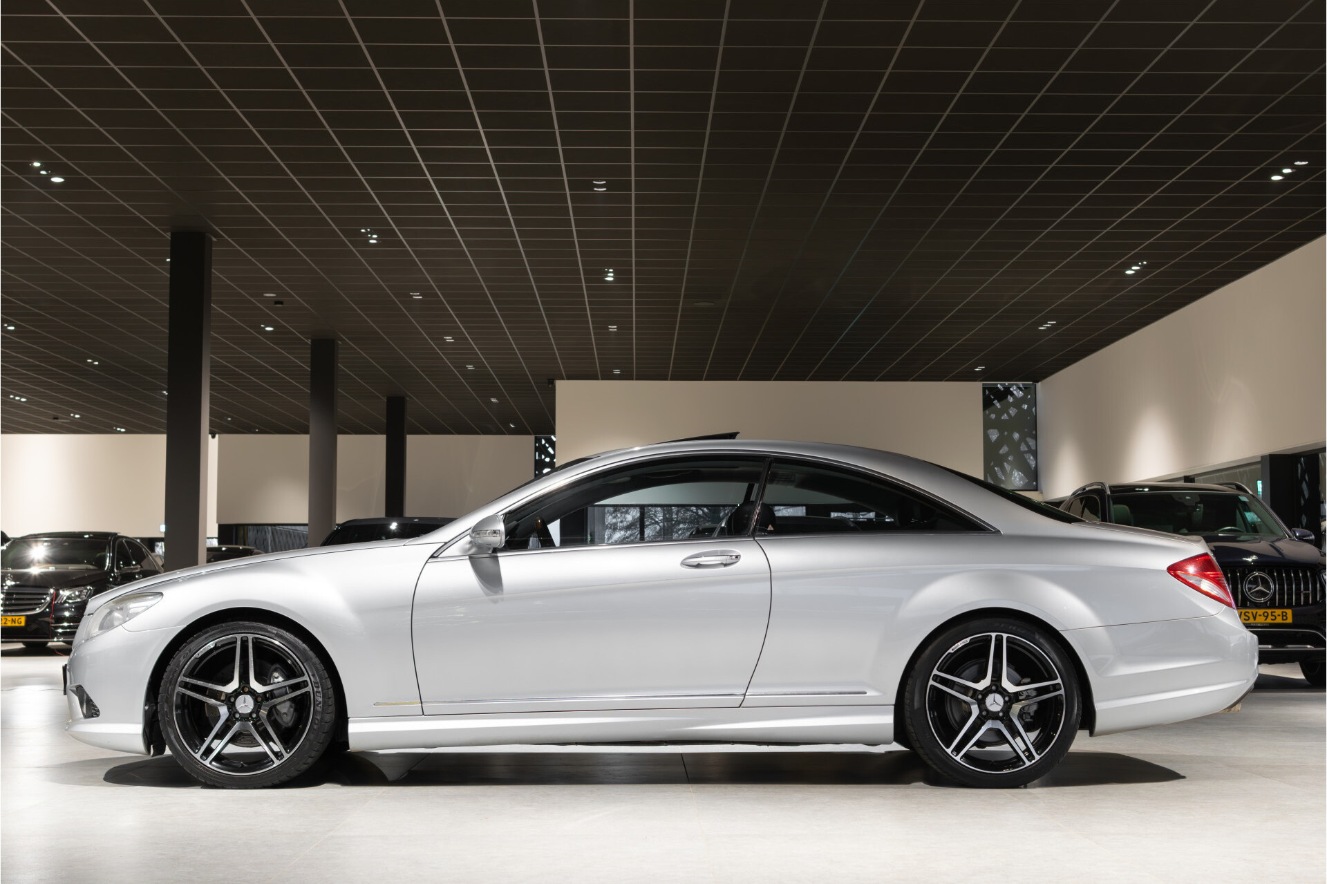 Mercedes-Benz CL-Klasse 500 AMG Keyless | ACC | Harman-Kardon | Schuifdak | Massage | Mem | 20" | New service Foto 4