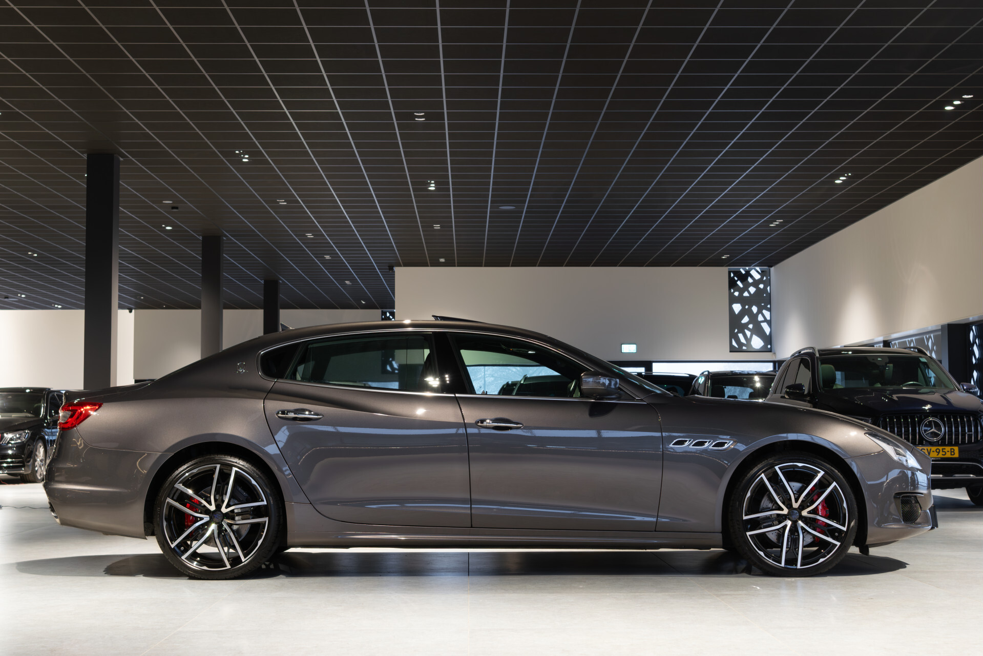 Maserati Quattroporte 3.0 S Q4 GranSport Bowers&Wilkins | Carbon | Keyless | ACC | Dak | 20" | New Service Foto 3