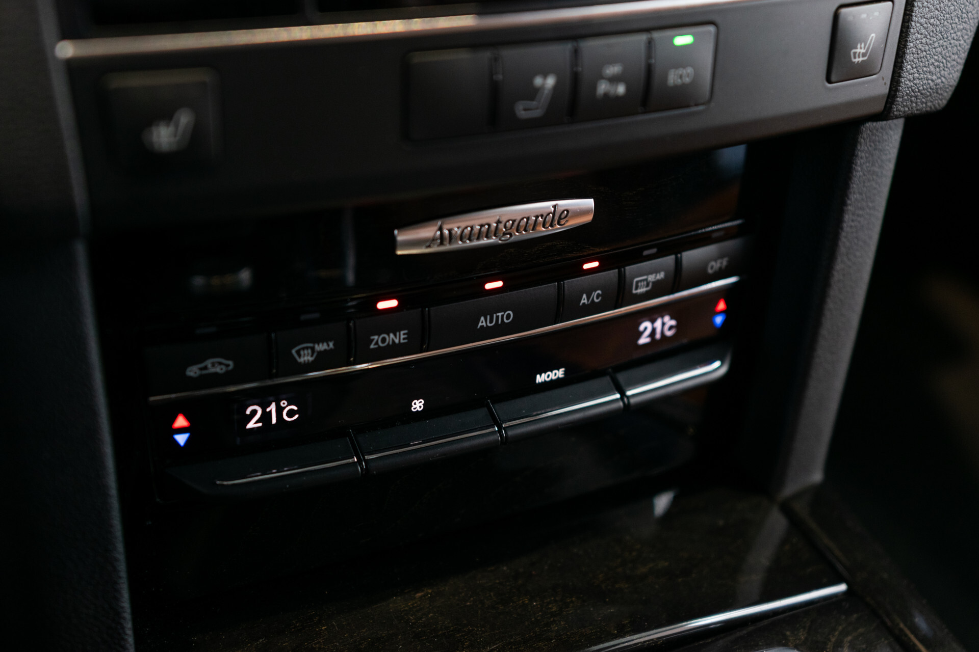 Mercedes-Benz E-Klasse Estate 200 CGI Edition Sport Leder | Trekhaak | Xenon | Verw-stoelen | LED | Privacyglas | Aut7 Foto 21