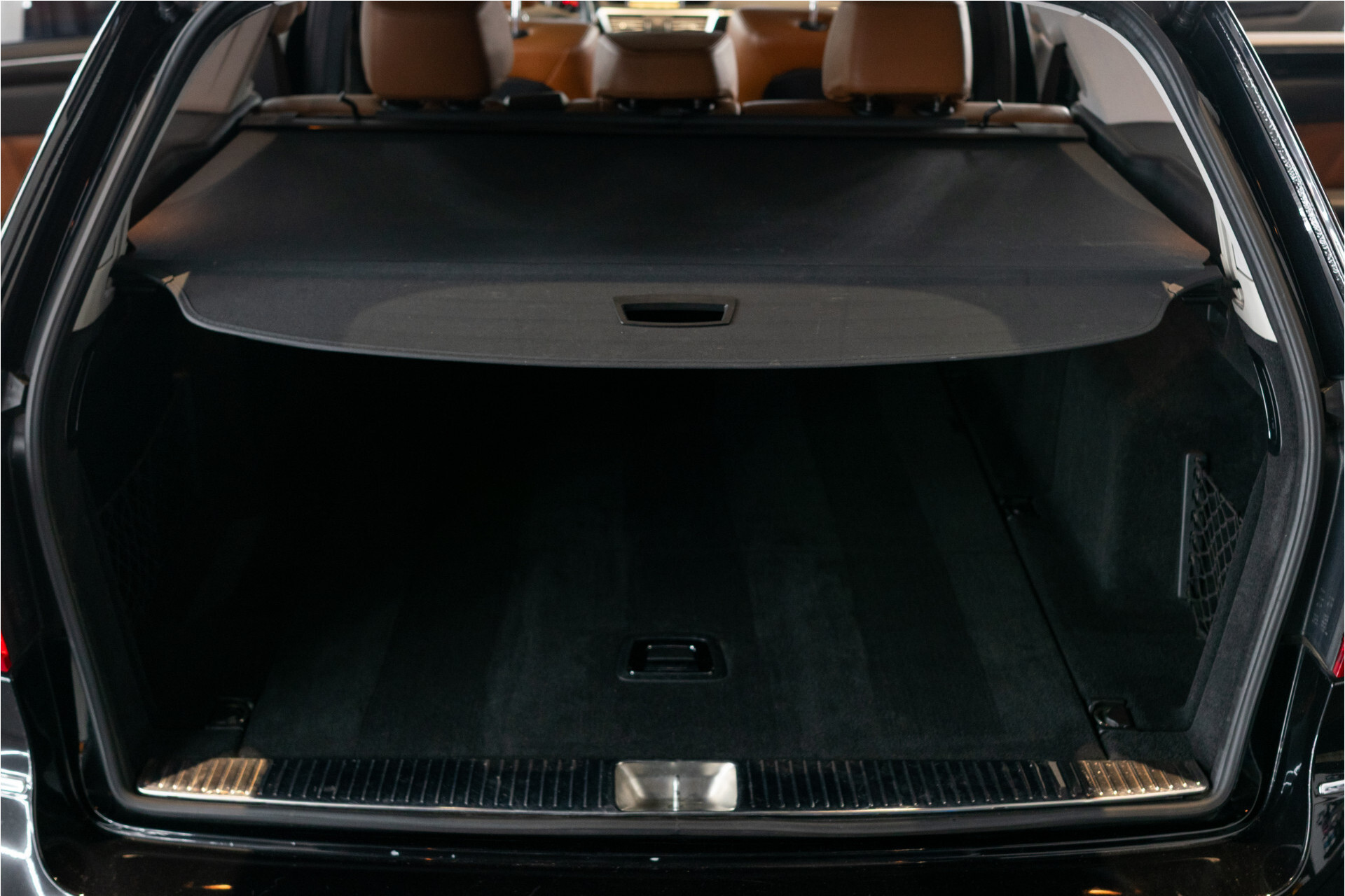 Mercedes-Benz E-Klasse Estate 200 CGI Edition Sport Leder | Trekhaak | Xenon | Verw-stoelen | LED | Privacyglas | Aut7 Foto 28