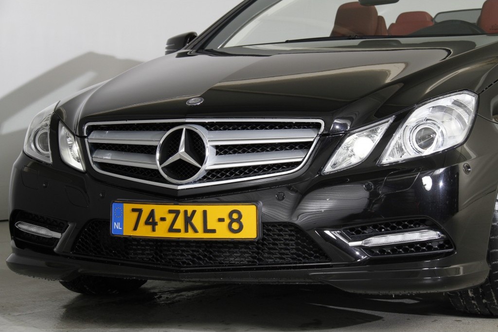 Mercedes-Benz E-Klasse 250 BE Cabriolet AMG Comand/Sound Aut7 Foto 16