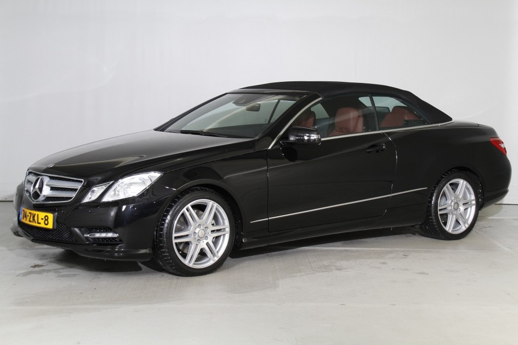 Mercedes-Benz E-Klasse 250 BE Cabriolet AMG Comand/Sound Aut7 Foto 3