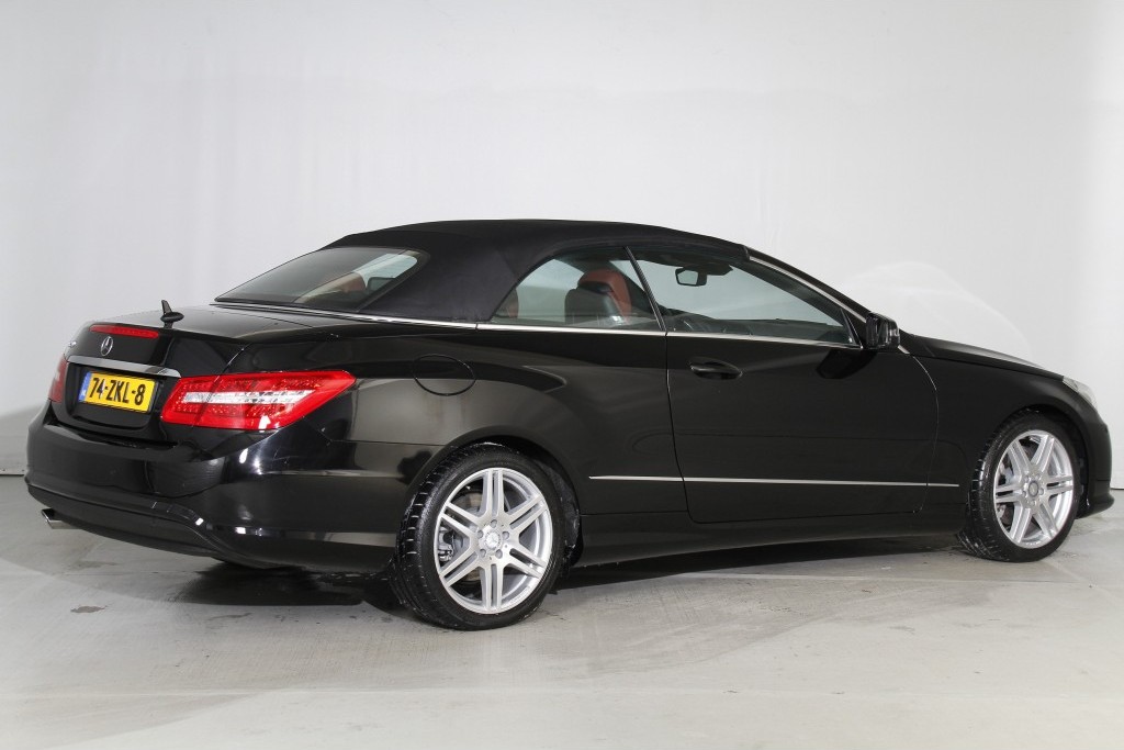 Mercedes-Benz E-Klasse 250 BE Cabriolet AMG Comand/Sound Aut7 Foto 4