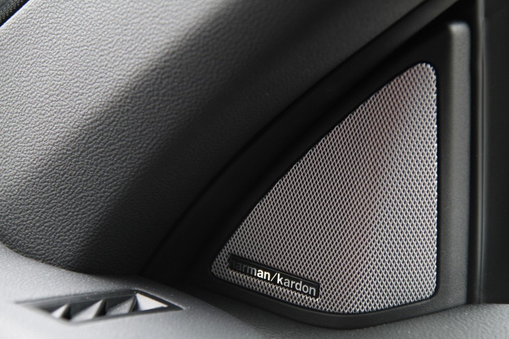 Mercedes-Benz E-Klasse 250 BE Cabriolet AMG Comand/Sound Aut7 Foto 9