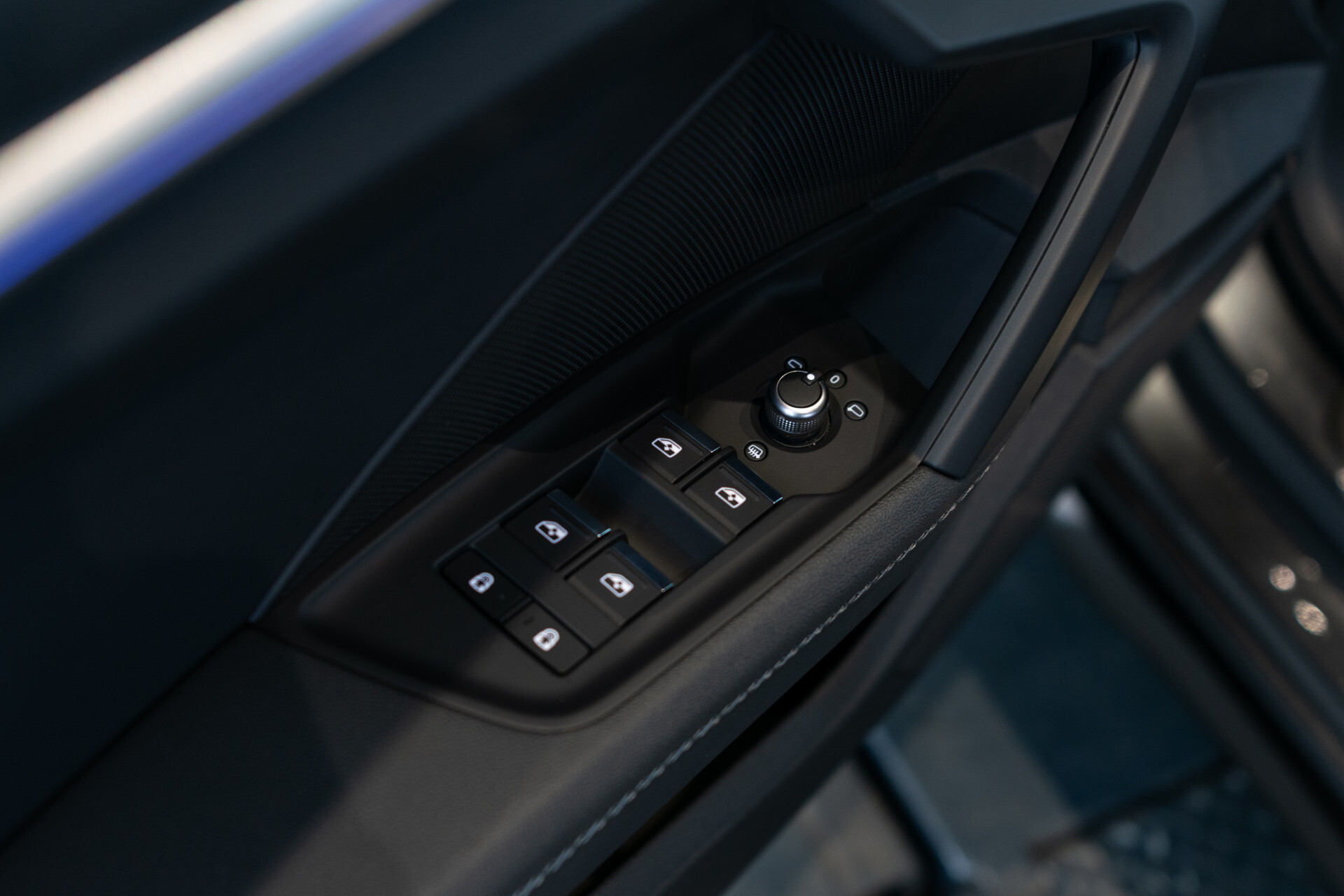 Audi A3 Sportback 30 TFSI S-Line Edition Blackline | Virtual | MMI Plus | Sound | LED | Sportstoelen | 18" | Ambient | New service/apk Foto 16