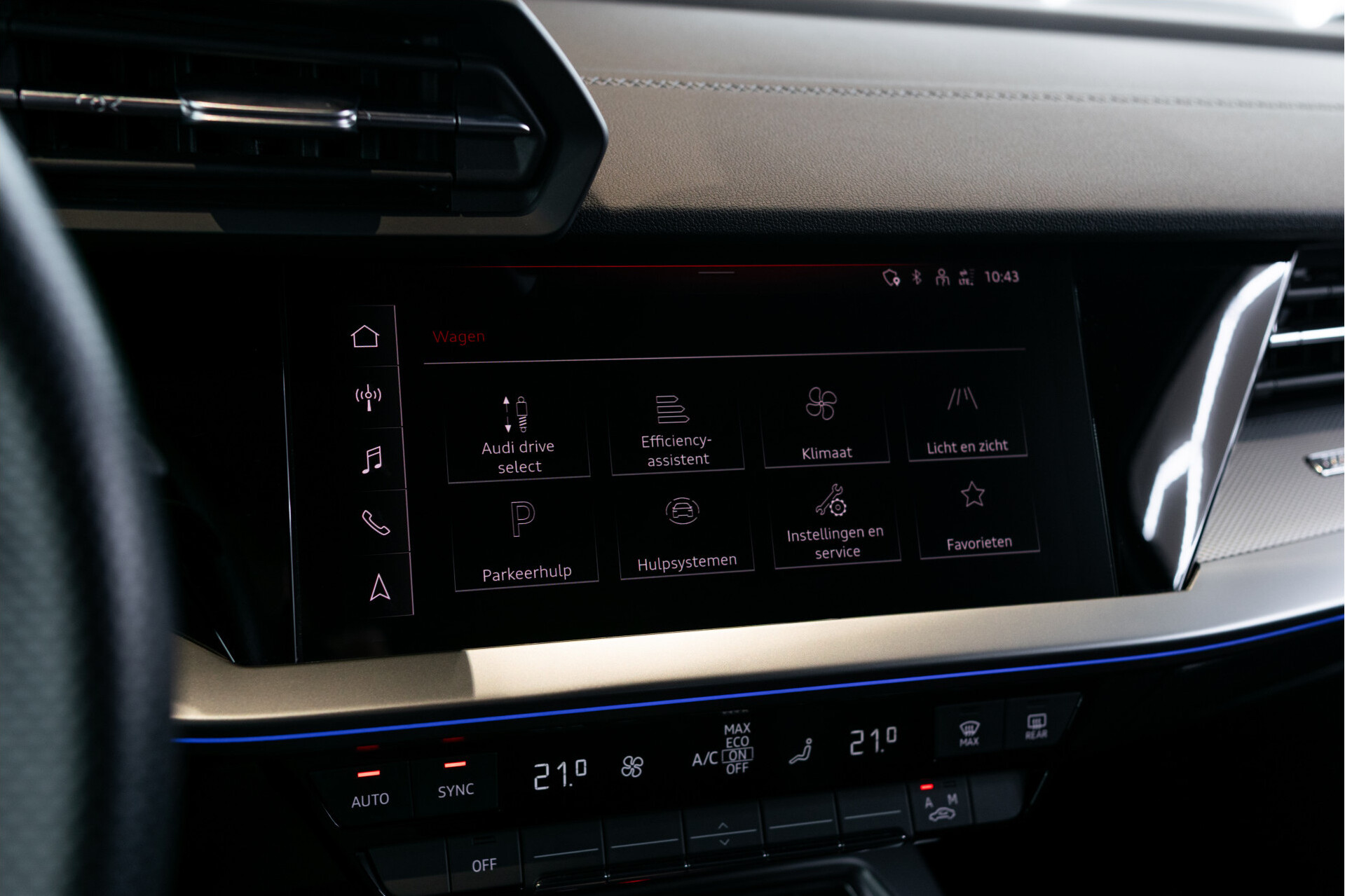 Audi A3 Sportback 30 TFSI S-Line Edition Blackline | Virtual | MMI Plus | Sound | LED | Sportstoelen | 18" | Ambient | New service/apk Foto 21