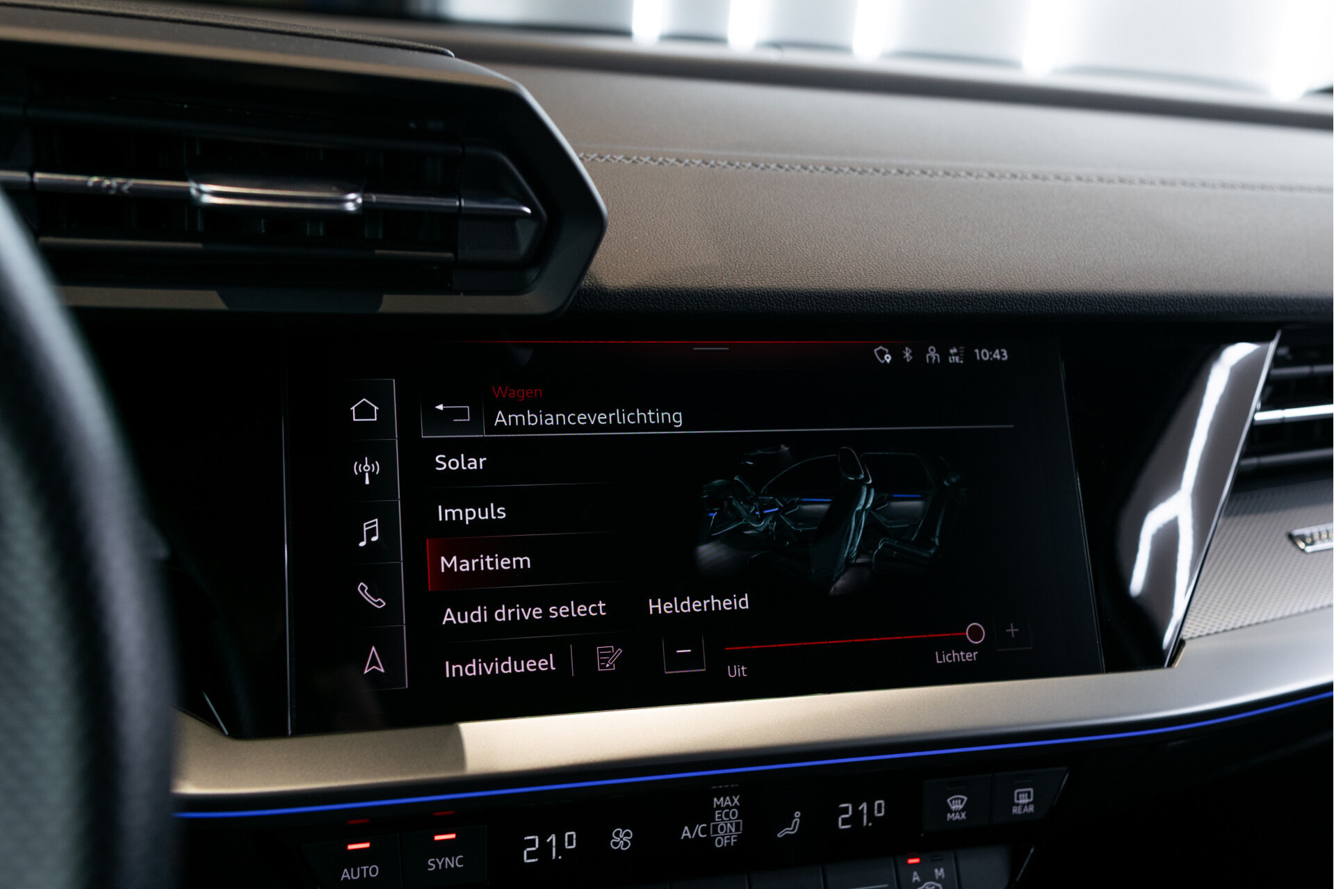 Audi A3 Sportback 30 TFSI S-Line Edition Blackline | Virtual | MMI Plus | Sound | LED | Sportstoelen | 18" | Ambient | New service/apk Foto 23