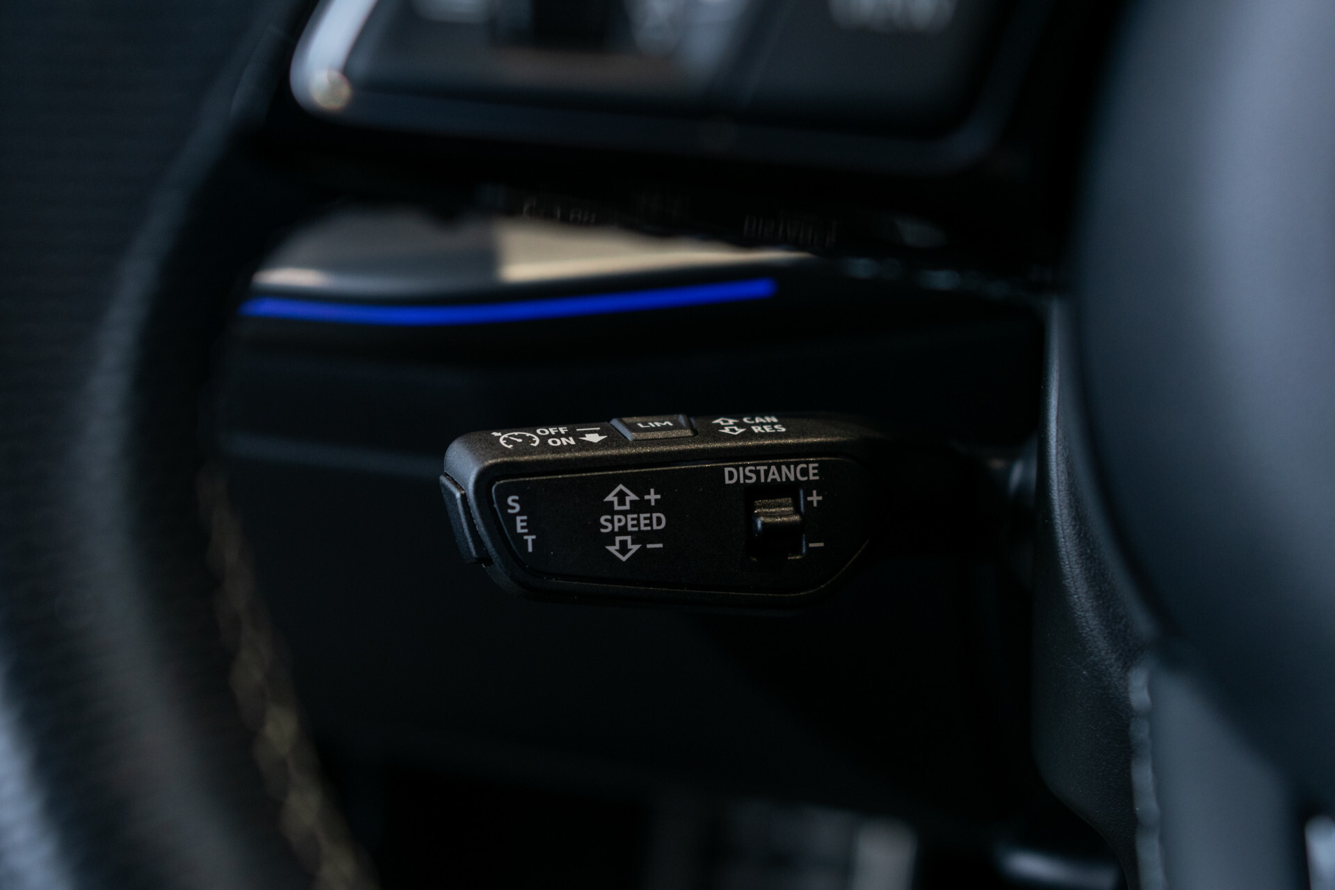 Audi A3 Sportback 30 TFSI S-Line Edition Blackline | Virtual | MMI Plus | Sound | LED | Sportstoelen | 18" | Ambient | New service/apk Foto 26