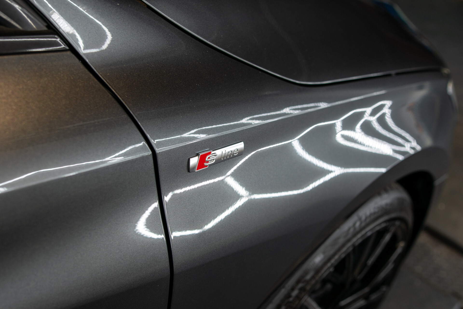 Audi A3 Sportback 30 TFSI S-Line Edition Blackline | Virtual | MMI Plus | Sound | LED | Sportstoelen | 18" | Ambient | New service/apk Foto 40