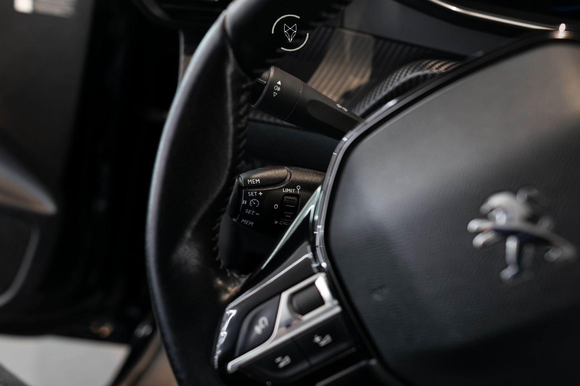 Peugeot e-208 EV Allure 50 kWh Camera | ECC | 1ste eigenaar | BTW | New service Foto 14