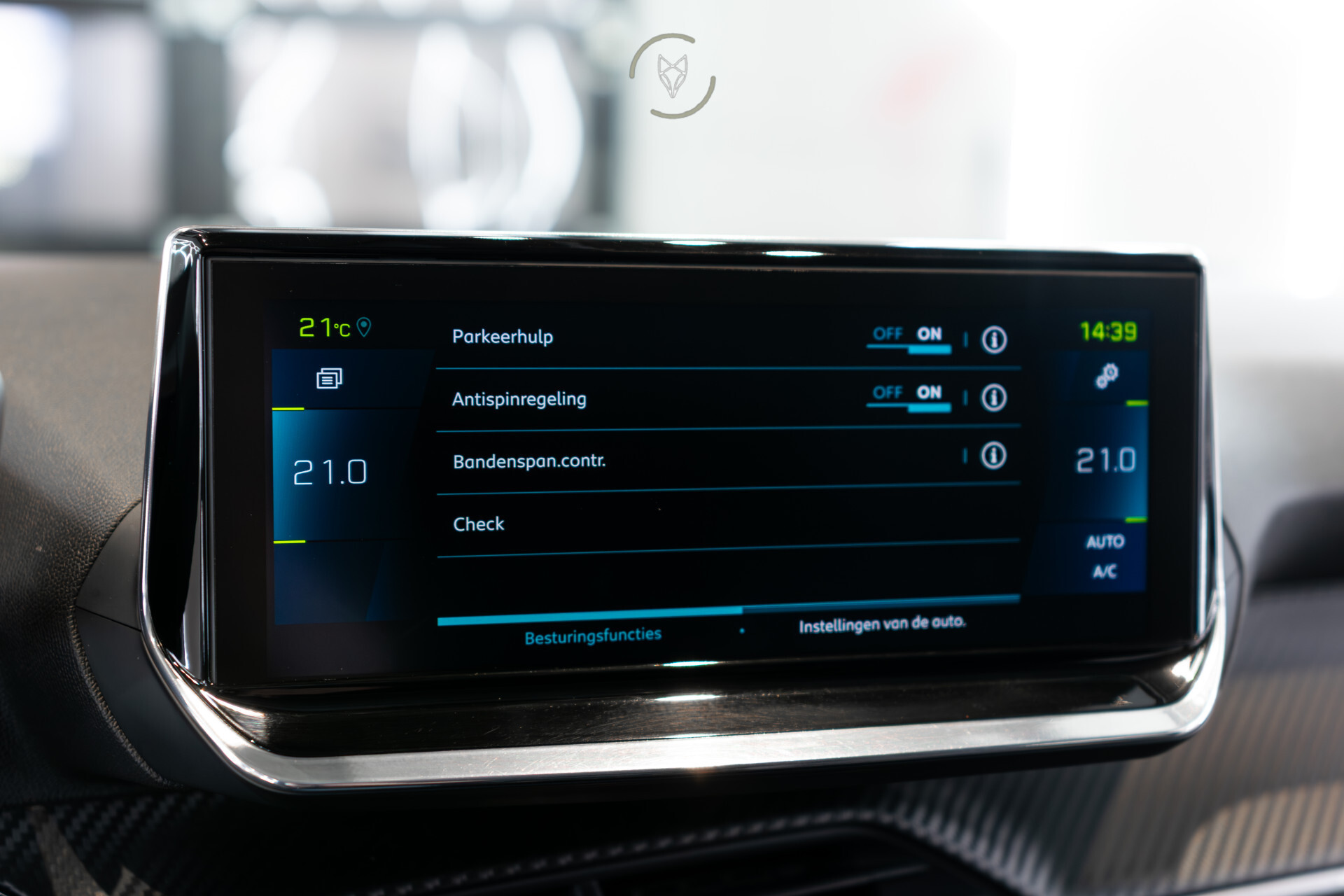 Peugeot e-208 EV Allure 50 kWh Camera | ECC | 1ste eigenaar | BTW | New service Foto 15