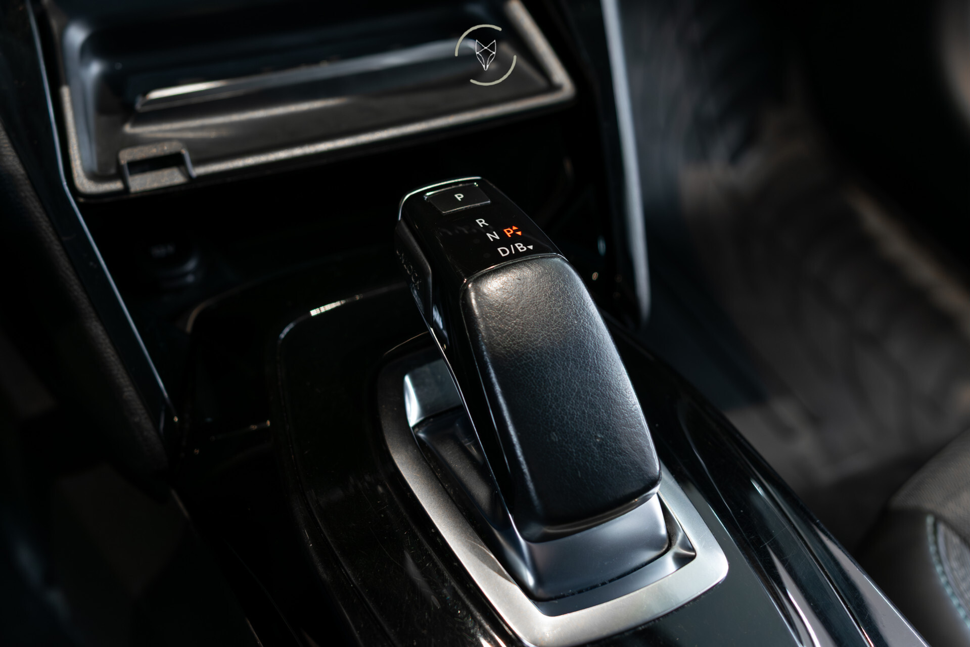 Peugeot e-208 EV Allure 50 kWh Camera | ECC | 1ste eigenaar | BTW | New service Foto 20