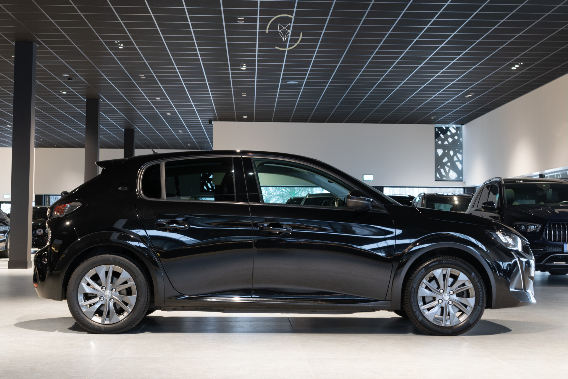 Peugeot e-208 EV Allure 50 kWh Camera | ECC | 1ste eigenaar | BTW | New service Foto 3