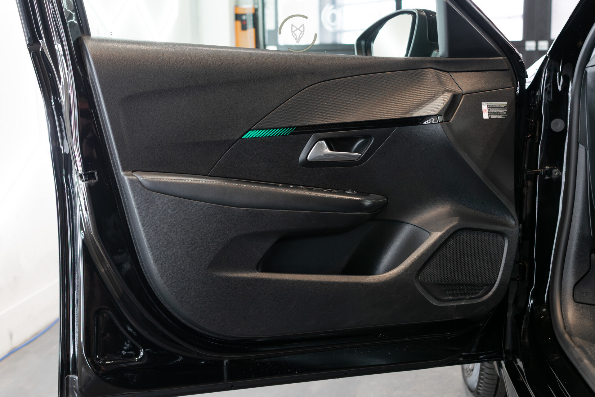 Peugeot e-208 EV Allure 50 kWh Camera | ECC | 1ste eigenaar | BTW | New service Foto 8