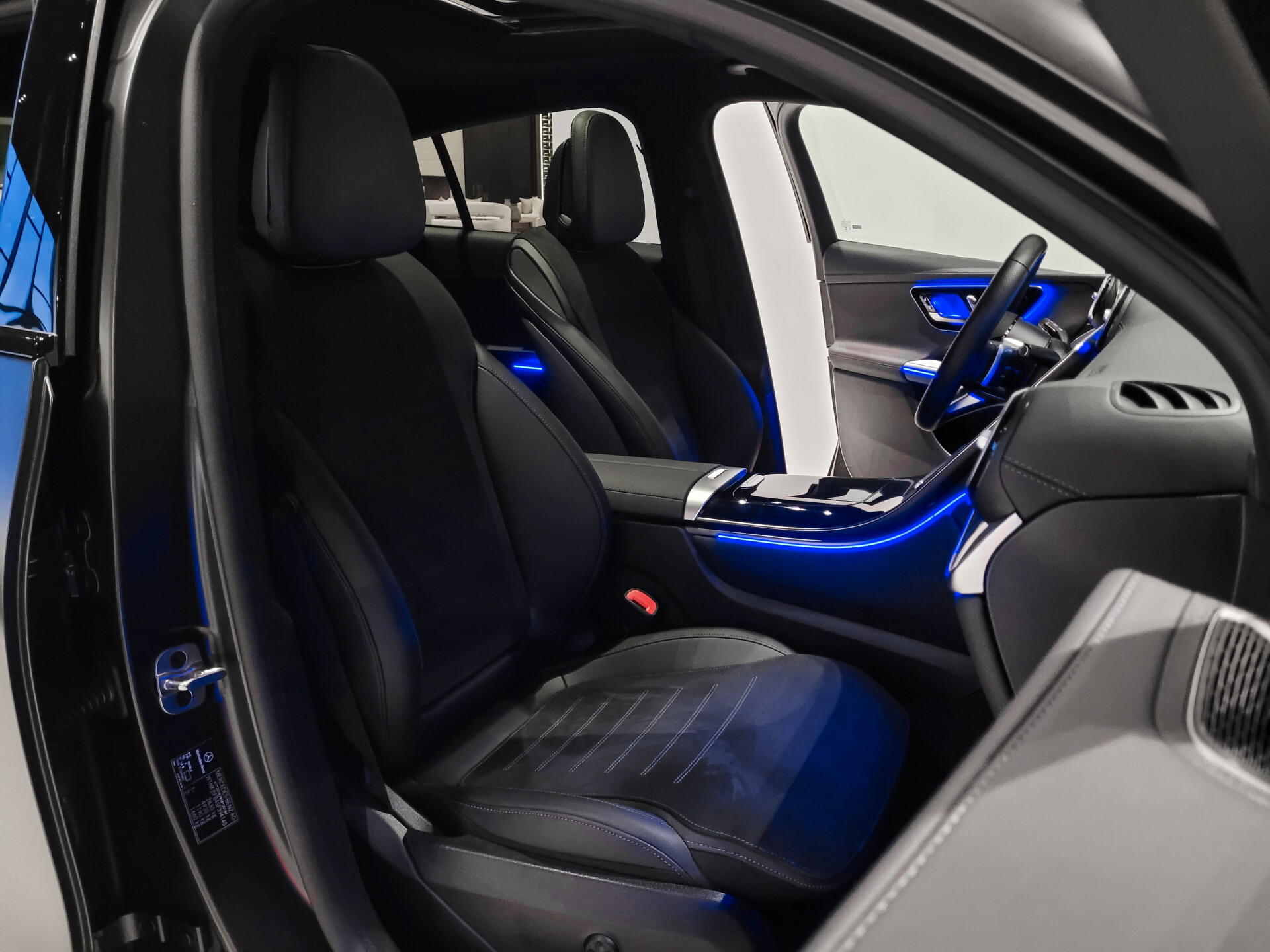 Mercedes-Benz GLC Coupé 400e 4M AMG Optiekpakket | Manufaktur | ACC | Night | 360° | Burmester | Pano | Mem Foto 6