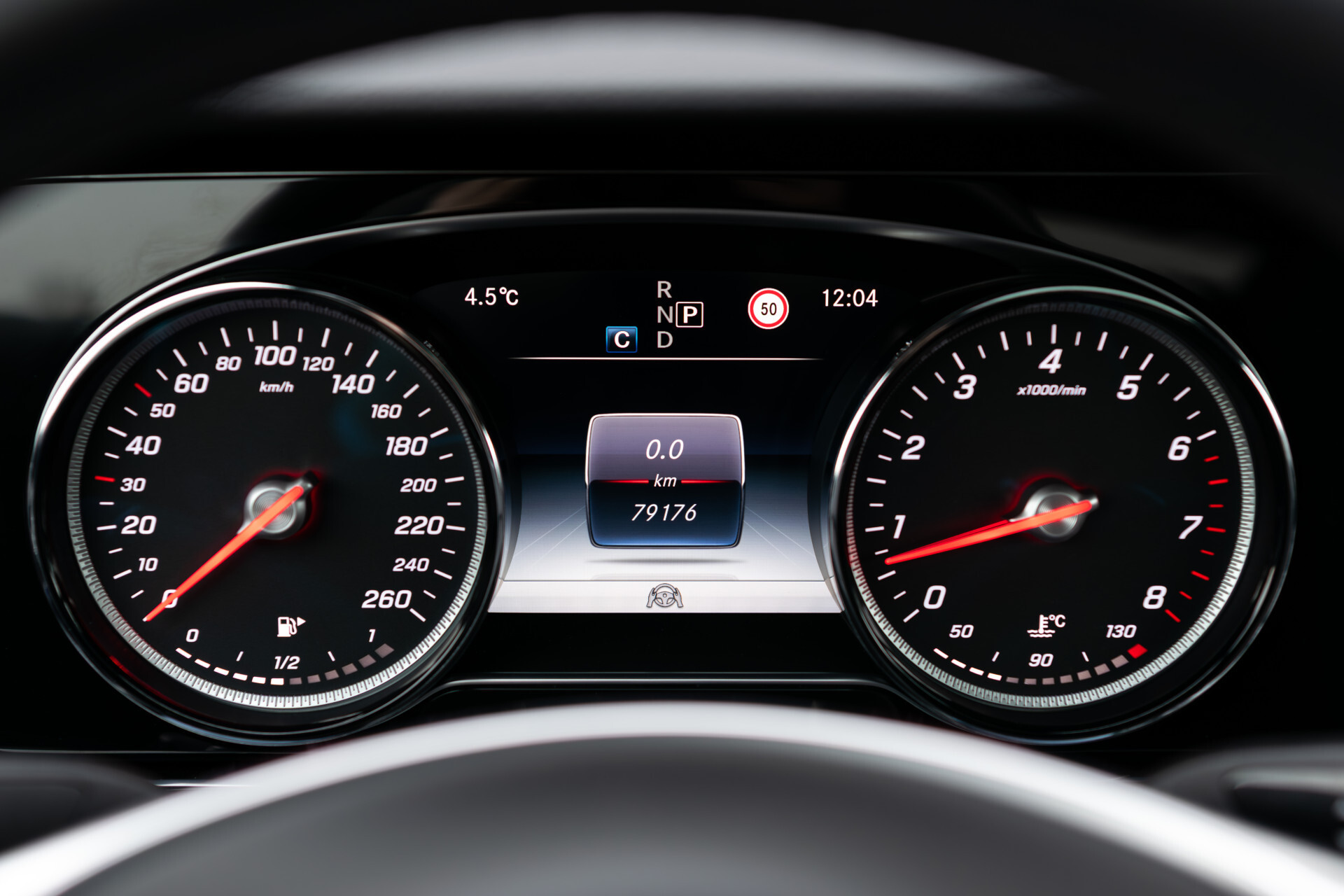 Mercedes-Benz E-Klasse Coupé 300 AMG Night | Pano | Keylessf | Distronic | Burmester | Mem | Flowing Lines Foto 15