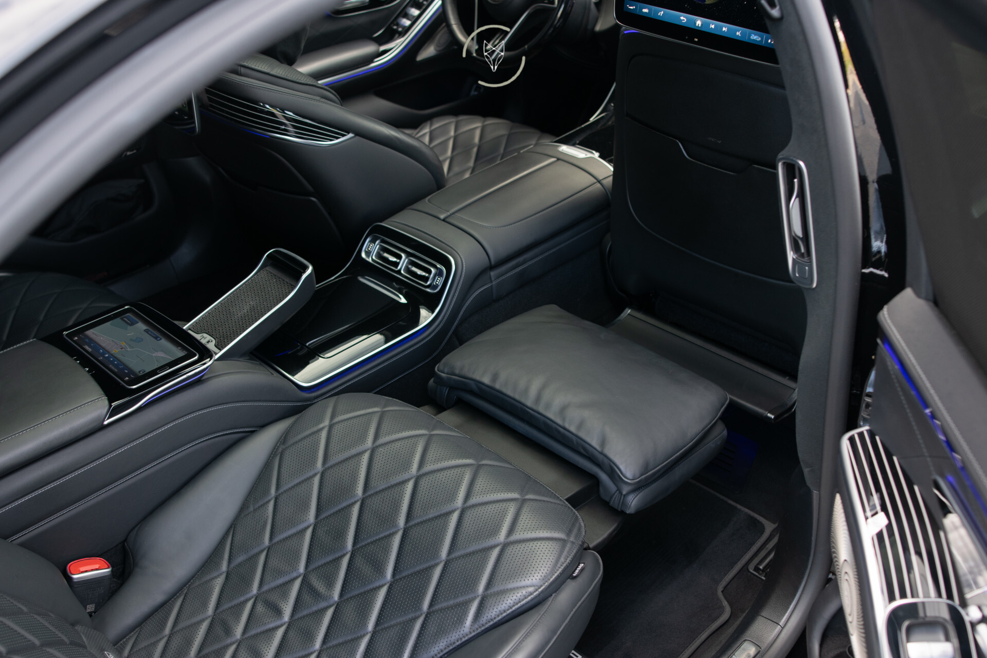 Mercedes-Benz S-Klasse 500 Lang 4M AMG Burmester 4D | First Class | Exclusiefpakket | Klaptafels | Standkachel | Koelkast | 4x Massage | 21” Foto 42