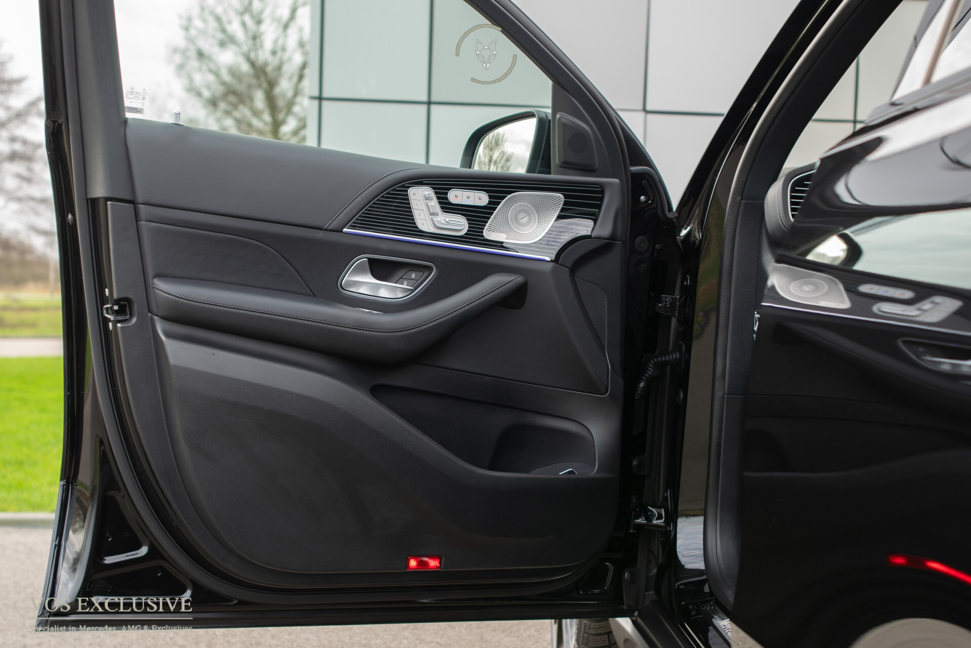 Mercedes-Benz GLE Coupé 450 d 4-M AMG Night | Manufaktur | Massage | ACC | HUD | Standkachel | Burmester | Keyless | 22'' | Garantie t/m 18-7-2029 | Premium Plus Foto 6