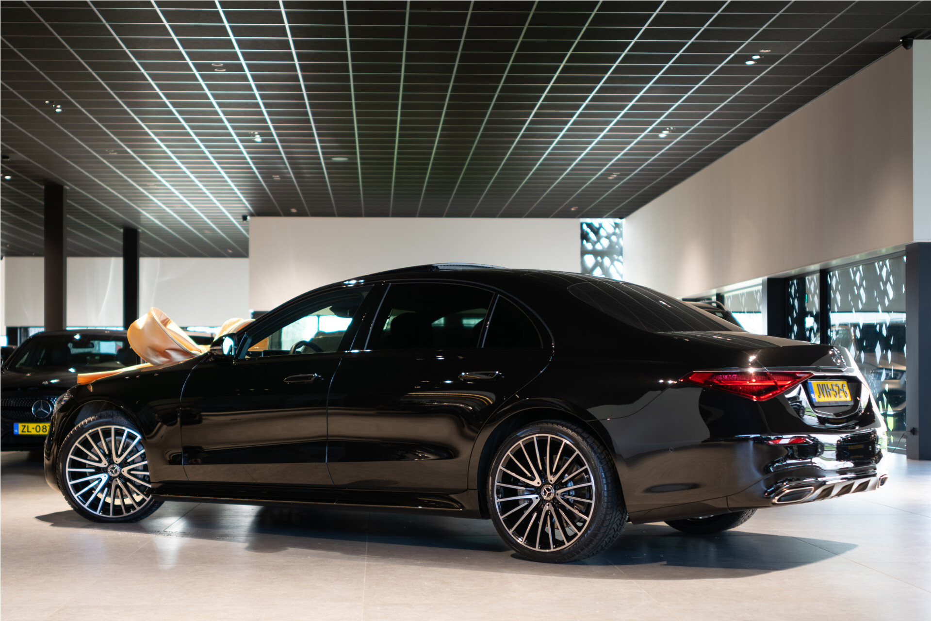 Mercedes-Benz S-Klasse 580 4MATIC Lang AMG Line Foto 2