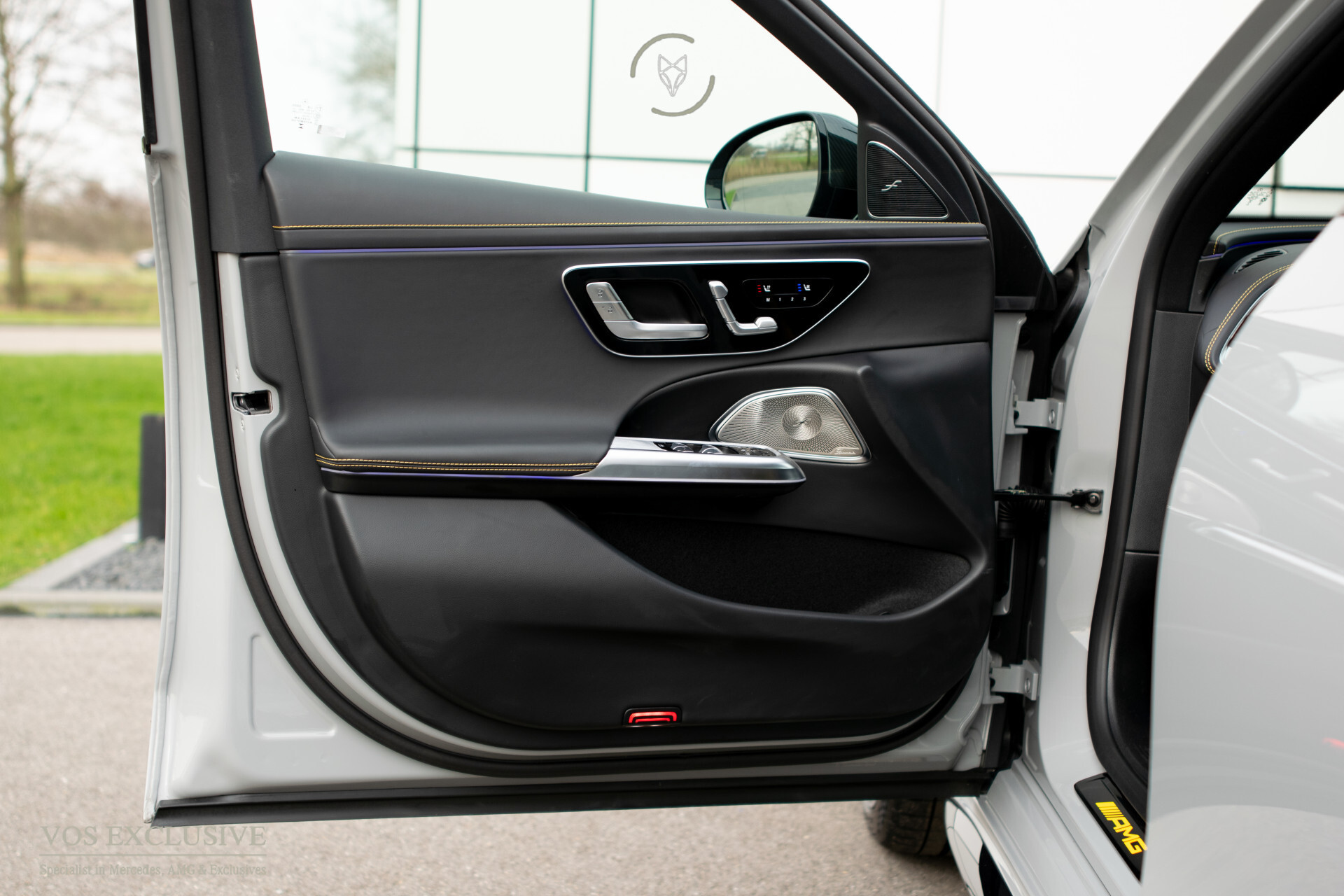 Mercedes-Benz E-Klasse AMG 53 4MATIC+ Edition 1 Night | Carbon | Real Performance Sound | 360°Camera | Burmester 4D | MBUX Superscreen Foto 6