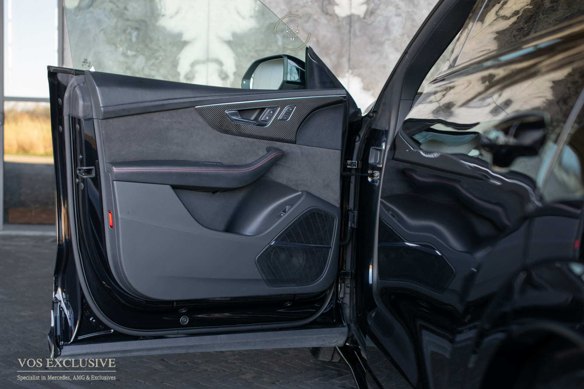 Audi Q8 4.0 TFSI RS Q8 quattro 23'' Vossen | Keramisch | Carbon | Arrow | Softclose | B&O 3D Sound | RS Dynamic | Luchtvering | ACC | HUD | Foto 6