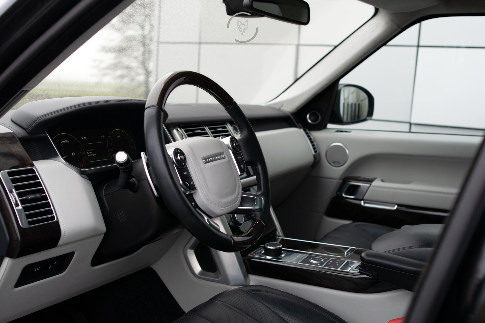 Land Rover Range Rover 4.4 SDV8 Autobiography Meridian | 360 | ACC | Keyless | Massage | 21'' | Trekhaak | Dealer onderhouden Foto 16