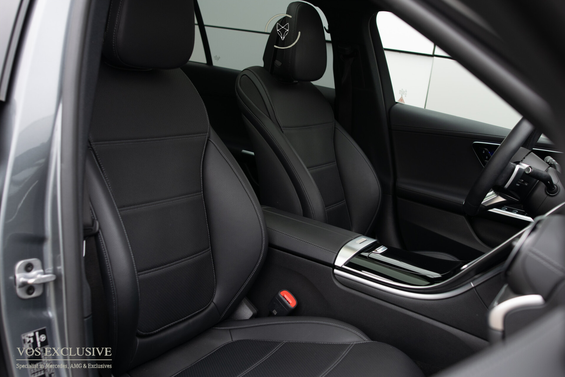 Mercedes-Benz C-Klasse Estate 300 AMG Night Massage | ACC | Keyless | Pano | 360 | Soundsysteem | LED | 19" | New Service Foto 6