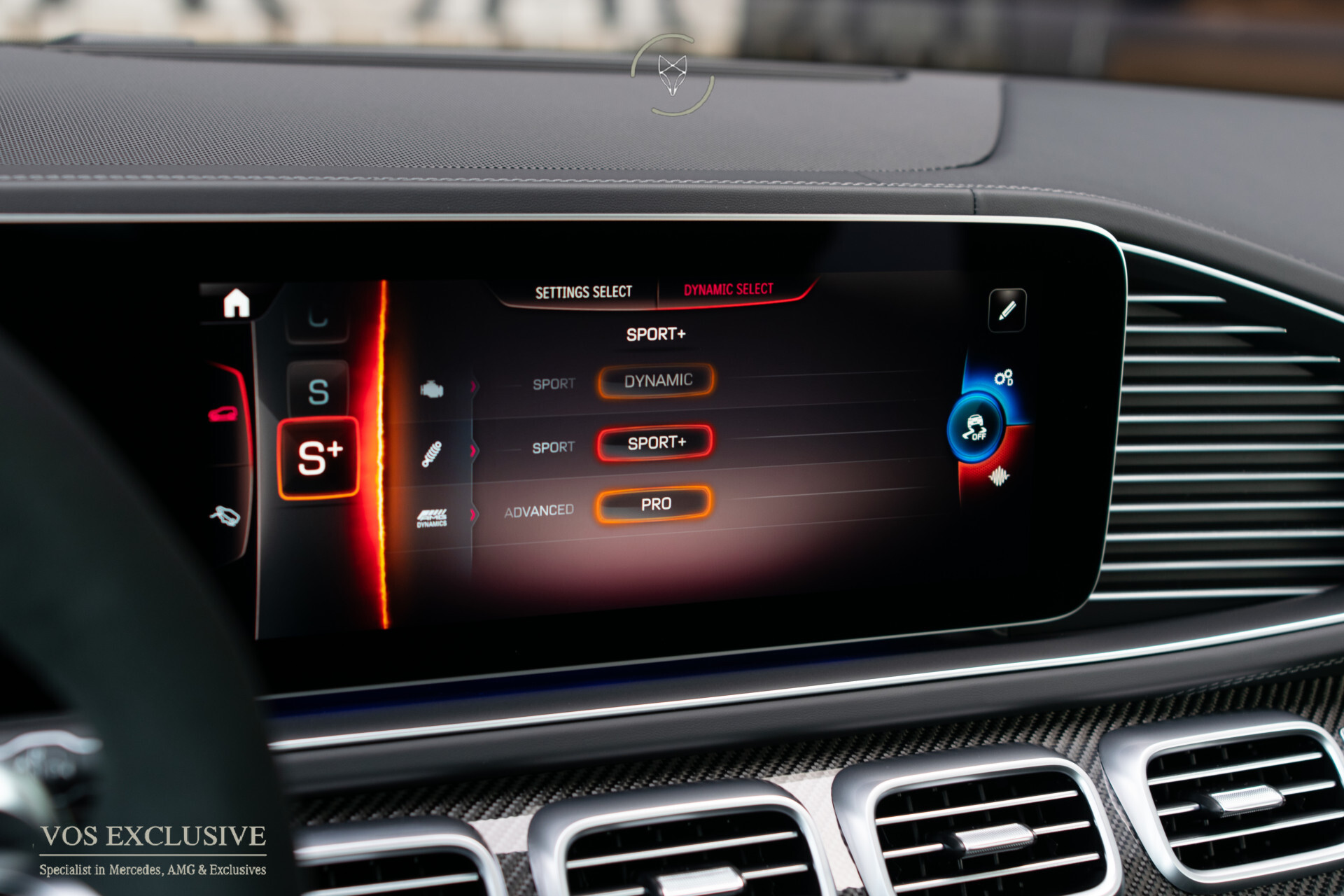 Mercedes-Benz GLE Coupé AMG 53 4MATIC+ Full Carbon | Ruitleder | Massage | Softclose | Manufaktur | Stoelkoeling | ACC | Keyless | Trekhaak Foto 32