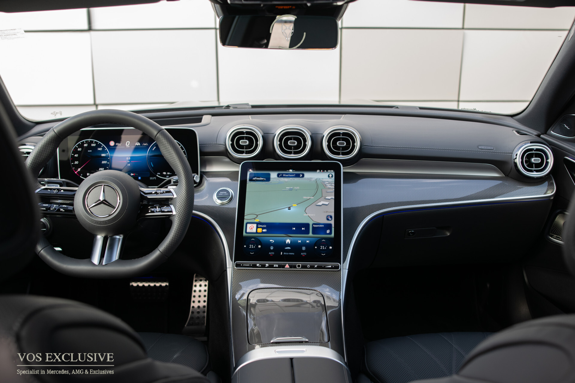 Mercedes-Benz C-Klasse 300 e AMG Magno | Nappa | Night | Rij-assistentie Plus | Keyless-Go | Stoelkoeling | Pano | 360° | Burmester | 19'' Foto 22