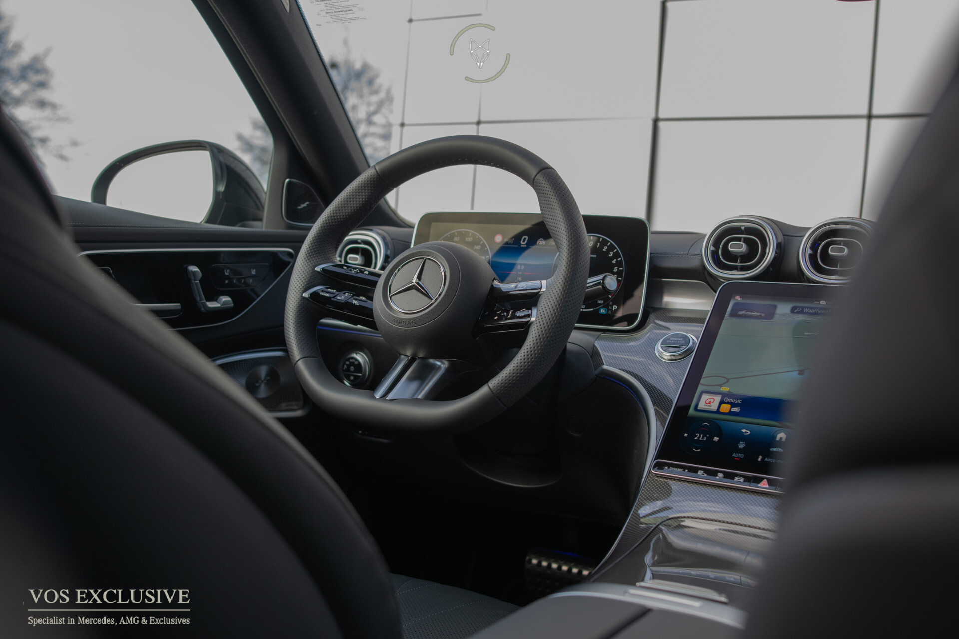 Mercedes-Benz C-Klasse 300 e AMG Magno | Nappa | Night | Rij-assistentie Plus | Keyless-Go | Stoelkoeling | Pano | 360° | Burmester | 19'' Foto 24