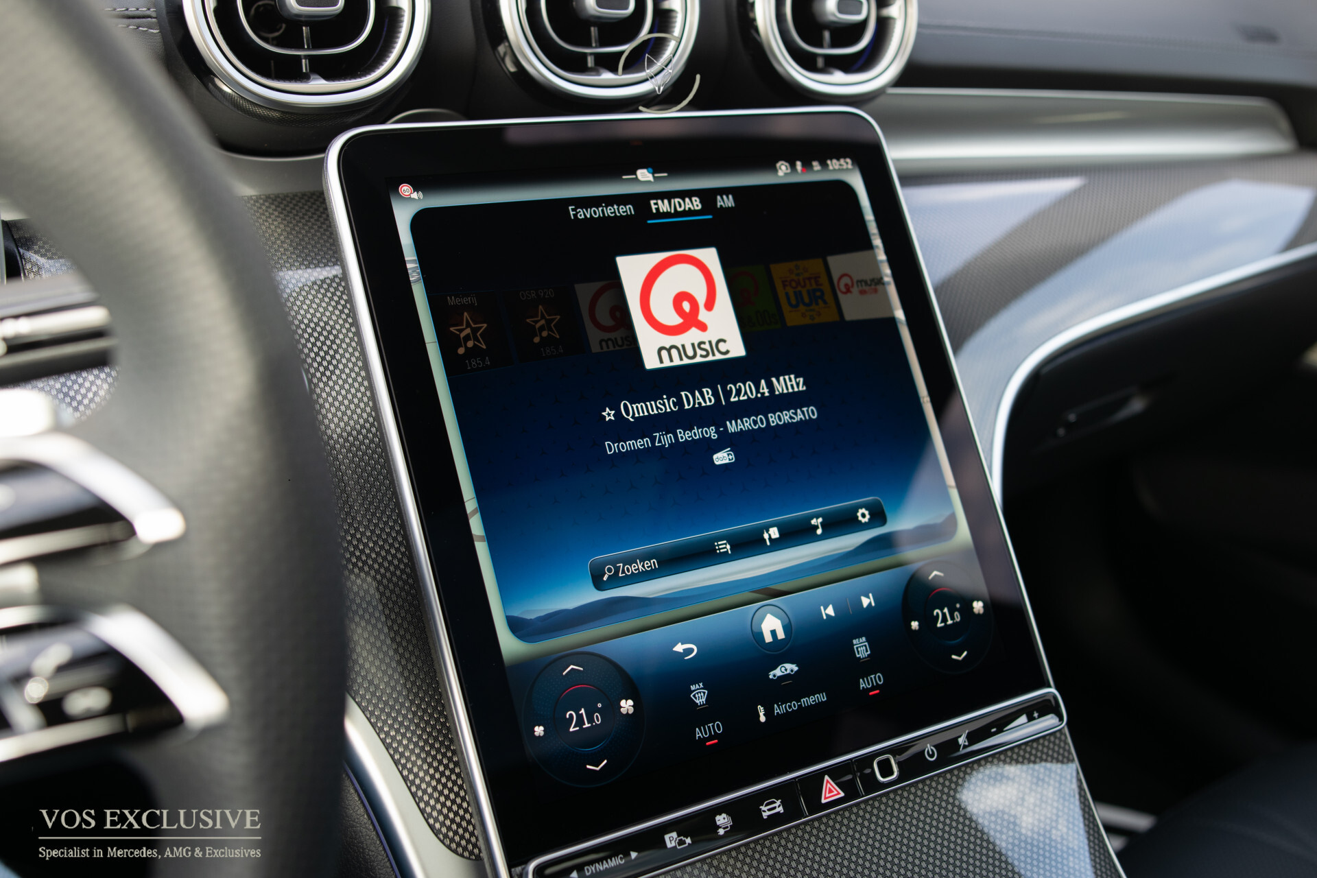 Mercedes-Benz C-Klasse 300 e AMG Magno | Nappa | Night | Rij-assistentie Plus | Keyless-Go | Stoelkoeling | Pano | 360° | Burmester | 19'' Foto 28