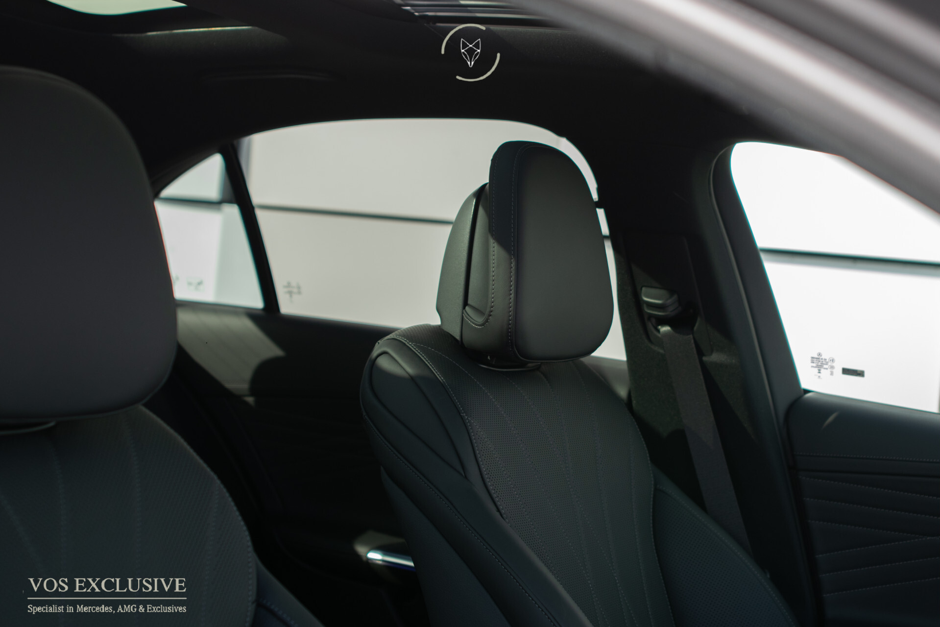 Mercedes-Benz C-Klasse 300 e AMG Magno | Nappa | Night | Rij-assistentie Plus | Keyless-Go | Stoelkoeling | Pano | 360° | Burmester | 19'' Foto 8