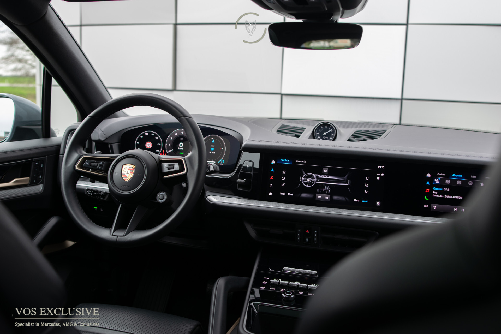 Porsche Cayenne 3.0 E-Hybrid SportDesign | Passenger Display | 21'' | Luchtvering | HUD | ACC | Bose | 18-voudig | Panorama | Stoelkoeling Foto 16