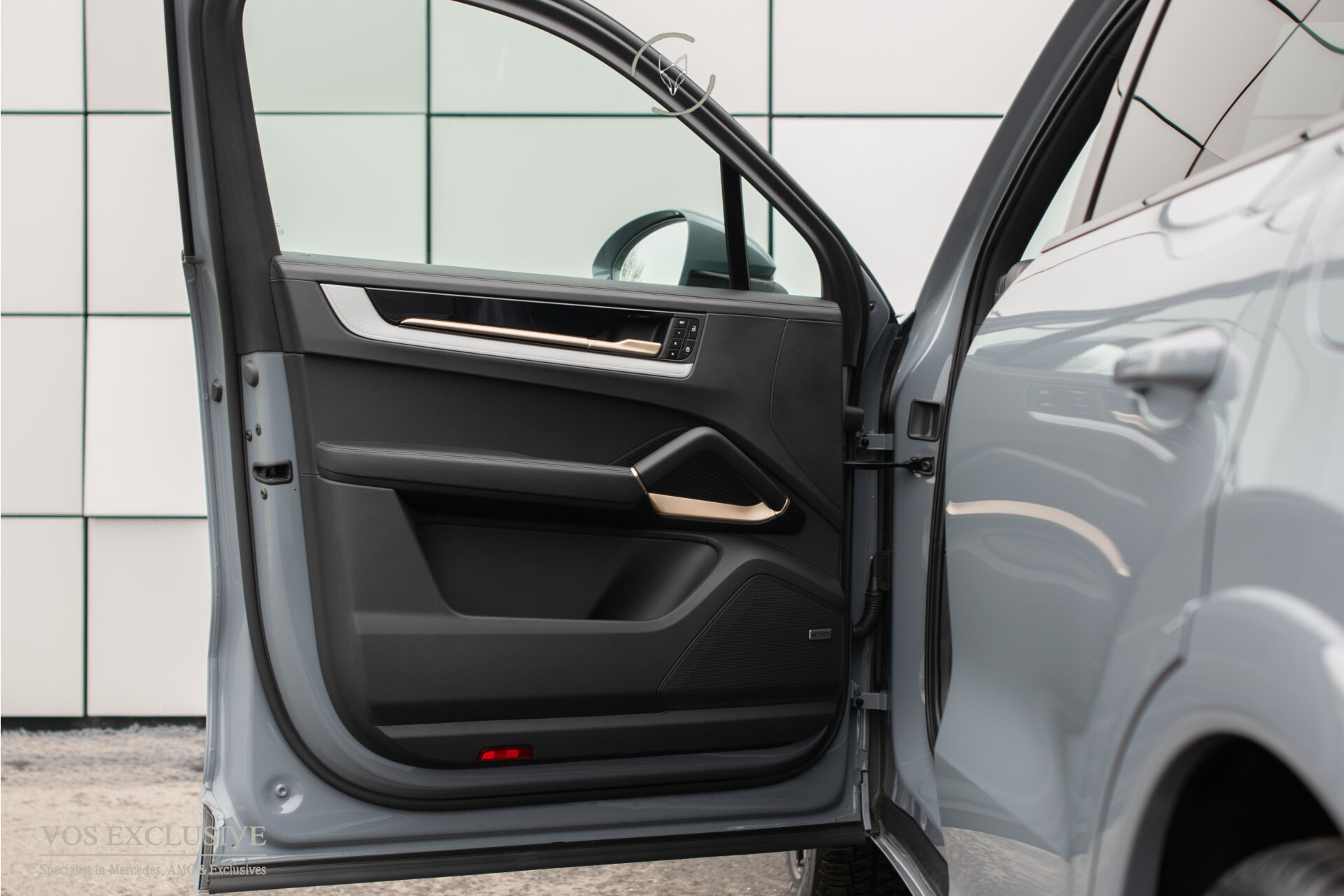 Porsche Cayenne 3.0 E-Hybrid SportDesign | Passenger Display | 21'' | Luchtvering | HUD | ACC | Bose | 18-voudig | Panorama | Stoelkoeling Foto 6