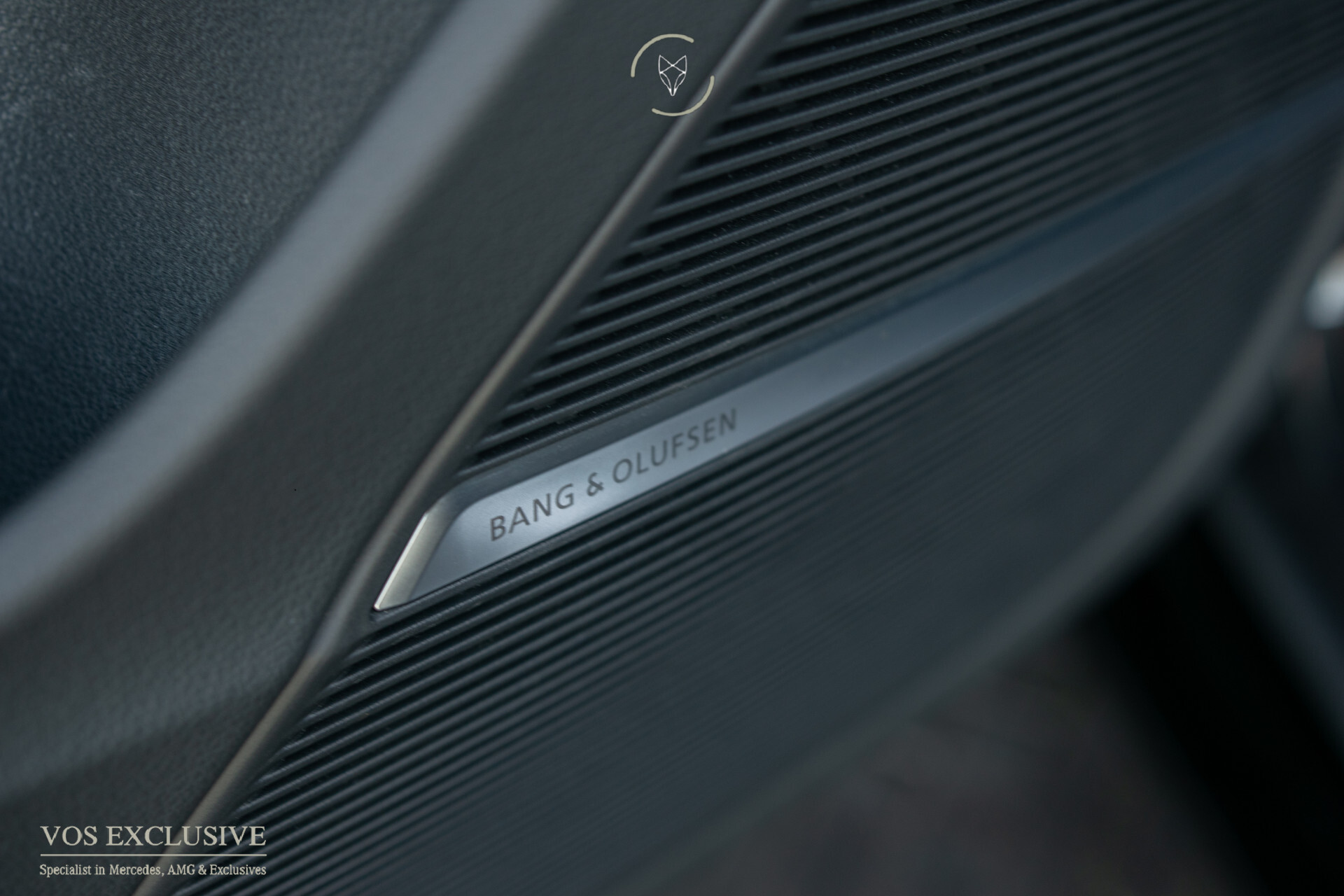 Audi RSQ8 4.0 TFSI Quattro 23'' Vossen | Ceramic | Carbon | Aeropakket | B&O 3D | RS Dynamic | 4-wielsturing | ACC | HUD | Keyless | Trekhaak | Softclose Foto 24