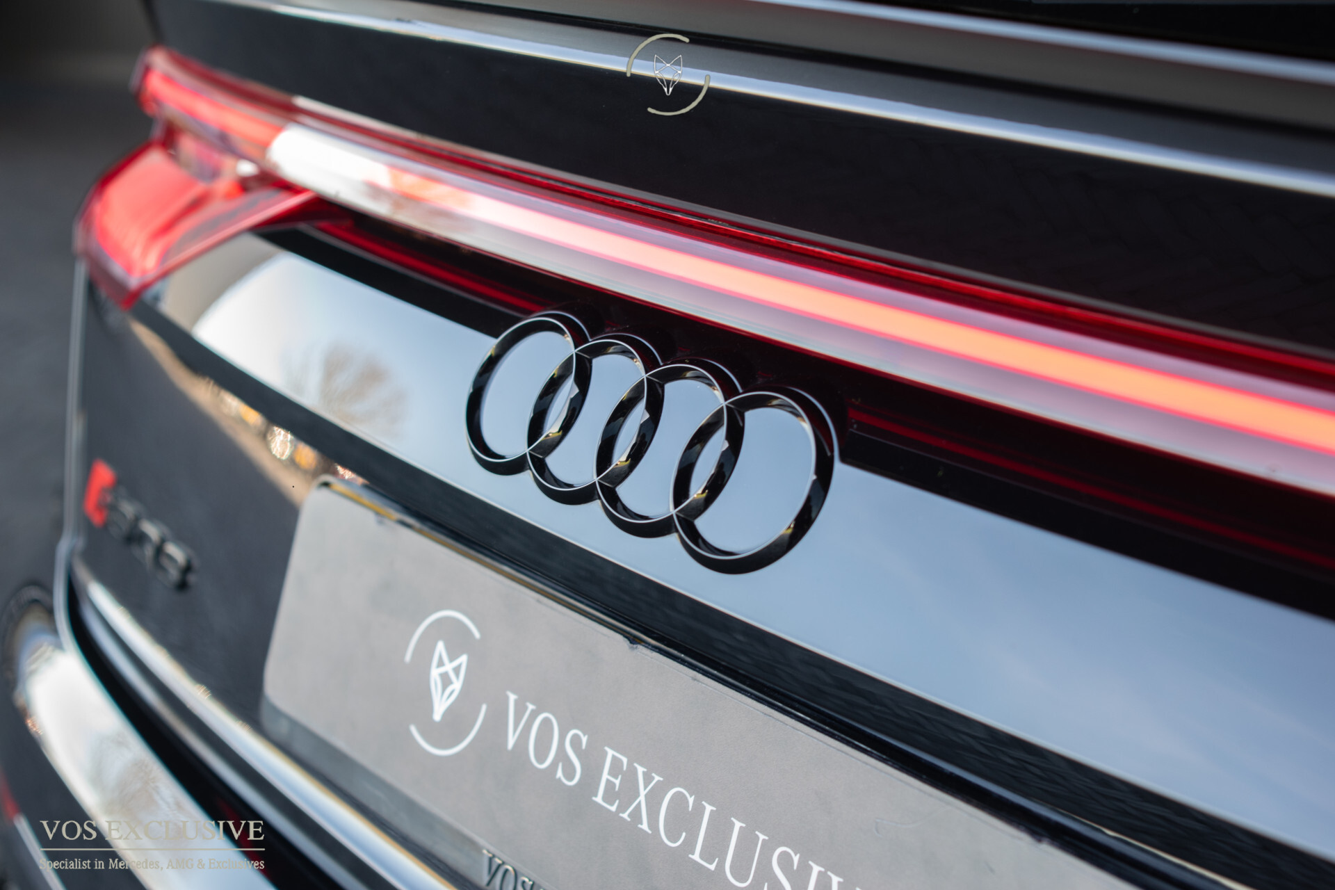 Audi RSQ8 4.0 TFSI Quattro 23'' Vossen | Ceramic | Carbon | Aeropakket | B&O 3D | RS Dynamic | 4-wielsturing | ACC | HUD | Keyless | Trekhaak | Softclose Foto 33