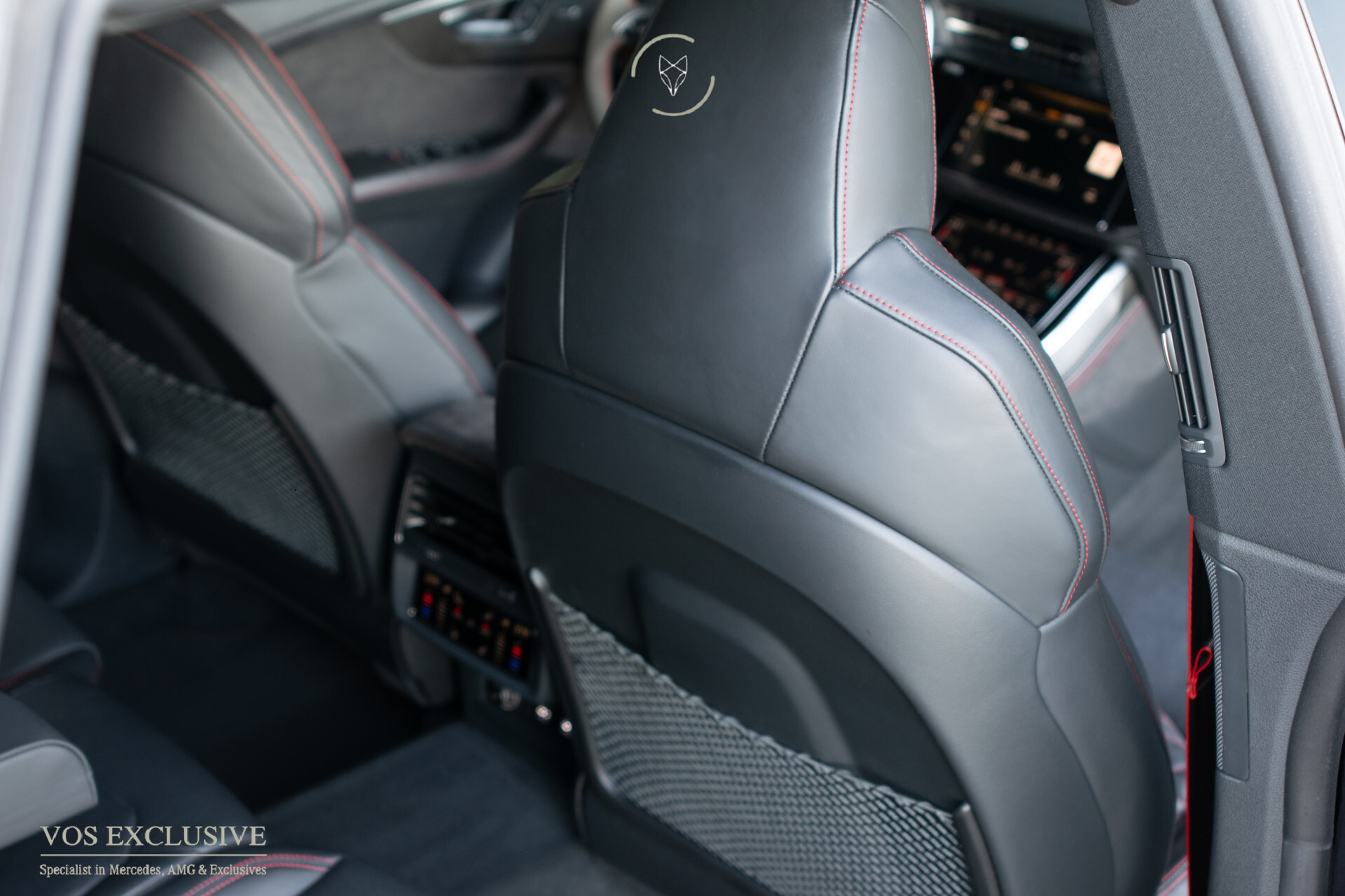 Audi RSQ8 4.0 TFSI Quattro 23'' Vossen | Ceramic | Carbon | Aeropakket | B&O 3D | RS Dynamic | 4-wielsturing | ACC | HUD | Keyless | Trekhaak | Softclose Foto 42