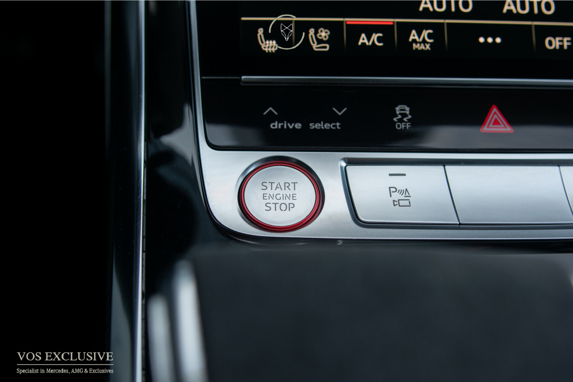 Audi RSQ8 4.0 TFSI Quattro 23'' Vossen | Ceramic | Carbon | Aeropakket | B&O 3D | RS Dynamic | 4-wielsturing | ACC | HUD | Keyless | Trekhaak | Softclose Foto 49