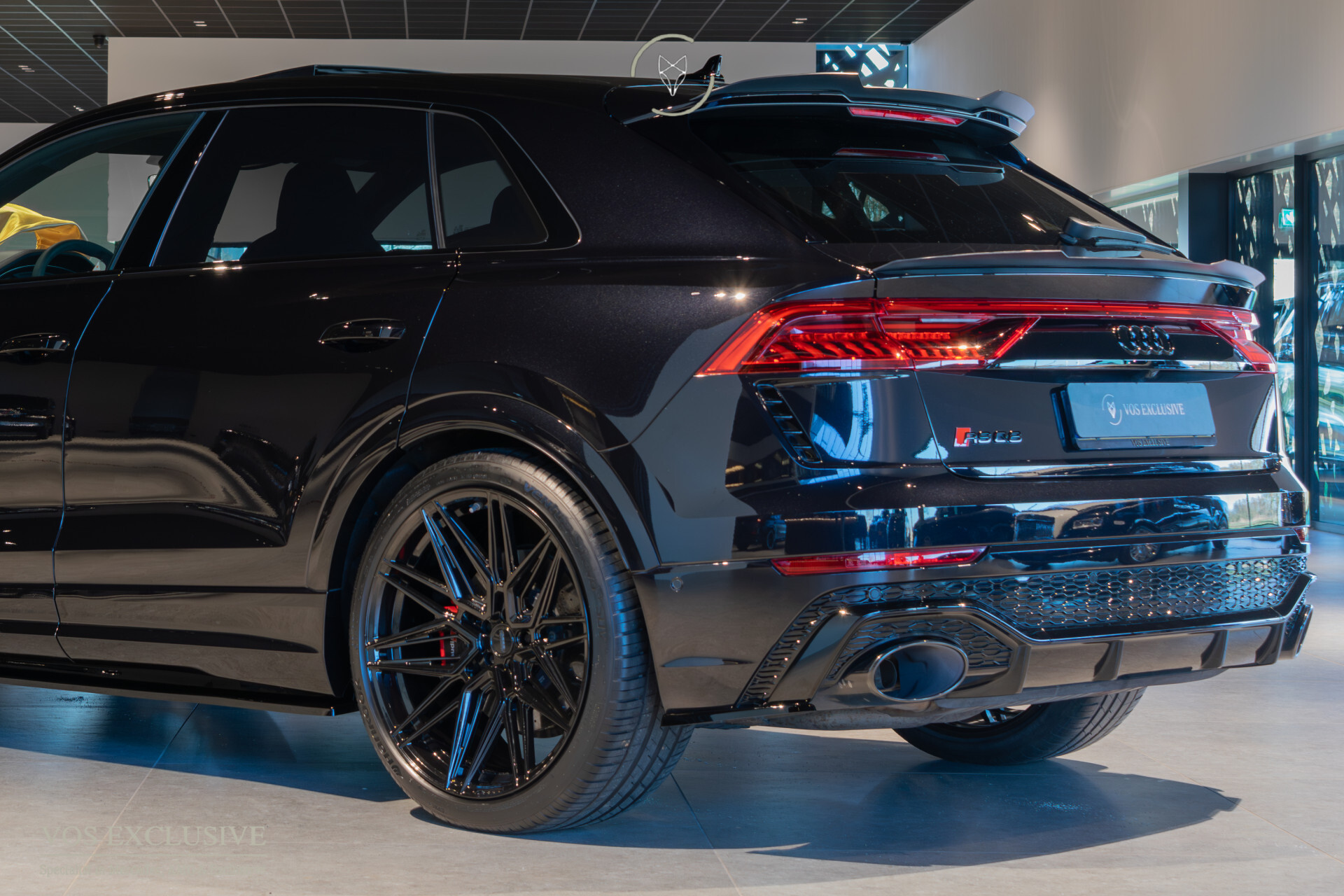 Audi RSQ8 4.0 TFSI Quattro 23'' Vossen | Ceramic | Carbon | Aeropakket | B&O 3D | RS Dynamic | 4-wielsturing | ACC | HUD | Keyless | Trekhaak | Softclose Foto 5