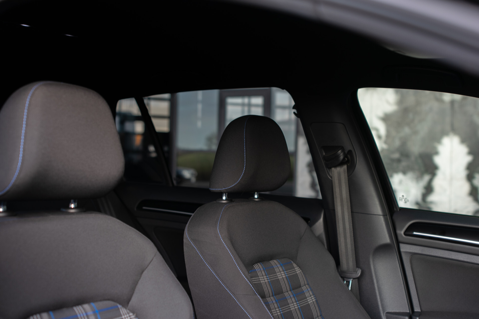 Volkswagen Golf 1.4 TSI GTE Executive Plus | 1ste eigenaar | New Service | Trekhaak | Sportstoelen | LED | 18" | ECC | SOH 83% | Cruise Control Foto 14
