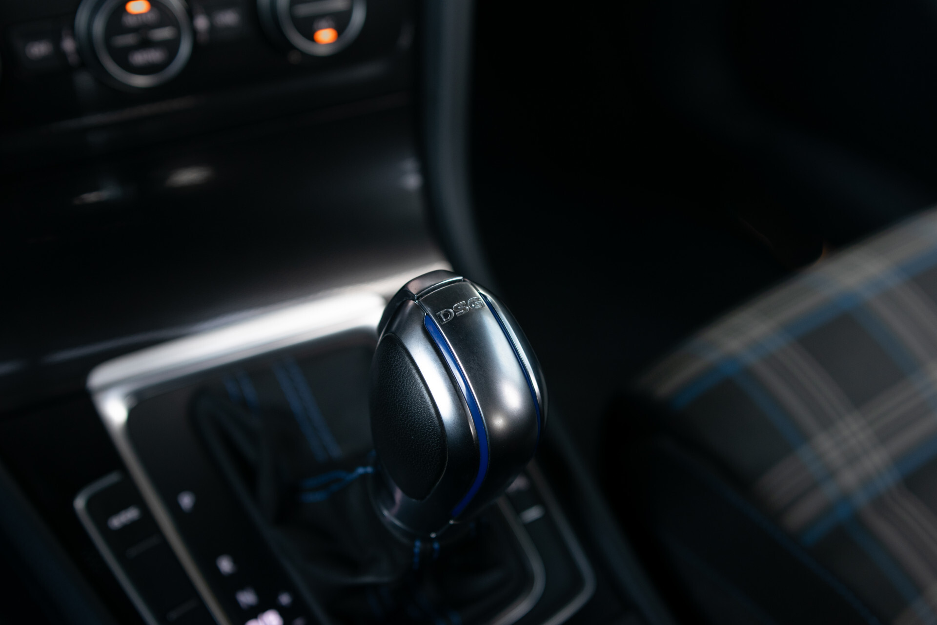 Volkswagen Golf 1.4 TSI GTE Executive Plus | 1ste eigenaar | New Service | Trekhaak | Sportstoelen | LED | 18" | ECC | SOH 83% | Cruise Control Foto 26