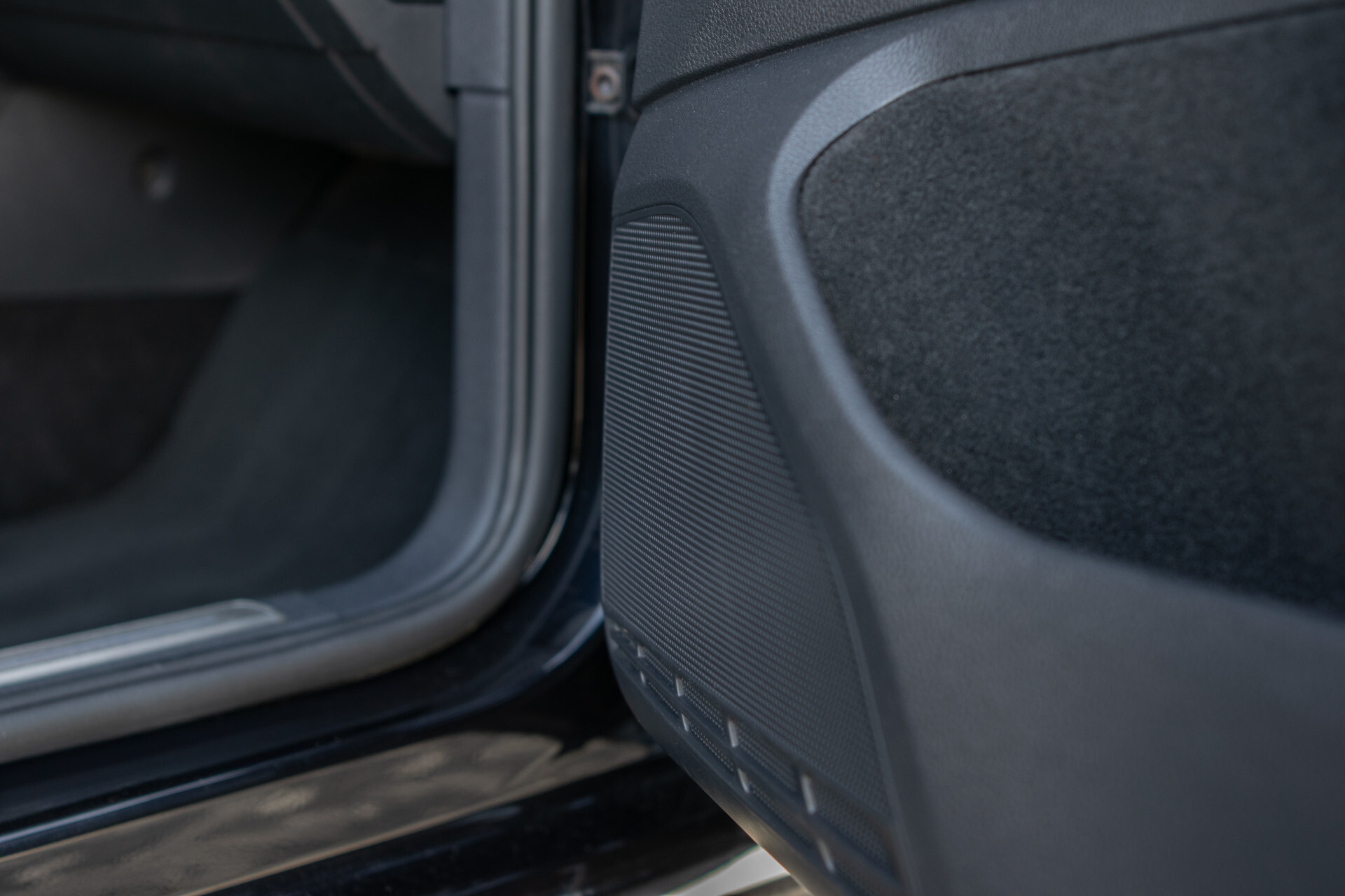 Volkswagen Golf 1.4 TSI GTE Executive Plus | 1ste eigenaar | New Service | Trekhaak | Sportstoelen | LED | 18" | ECC | SOH 83% | Cruise Control Foto 49